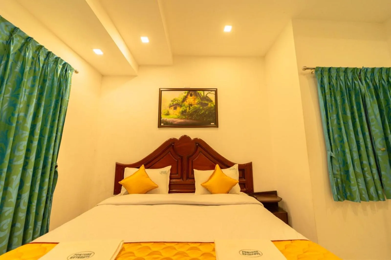 Bed in Fortune Retreats