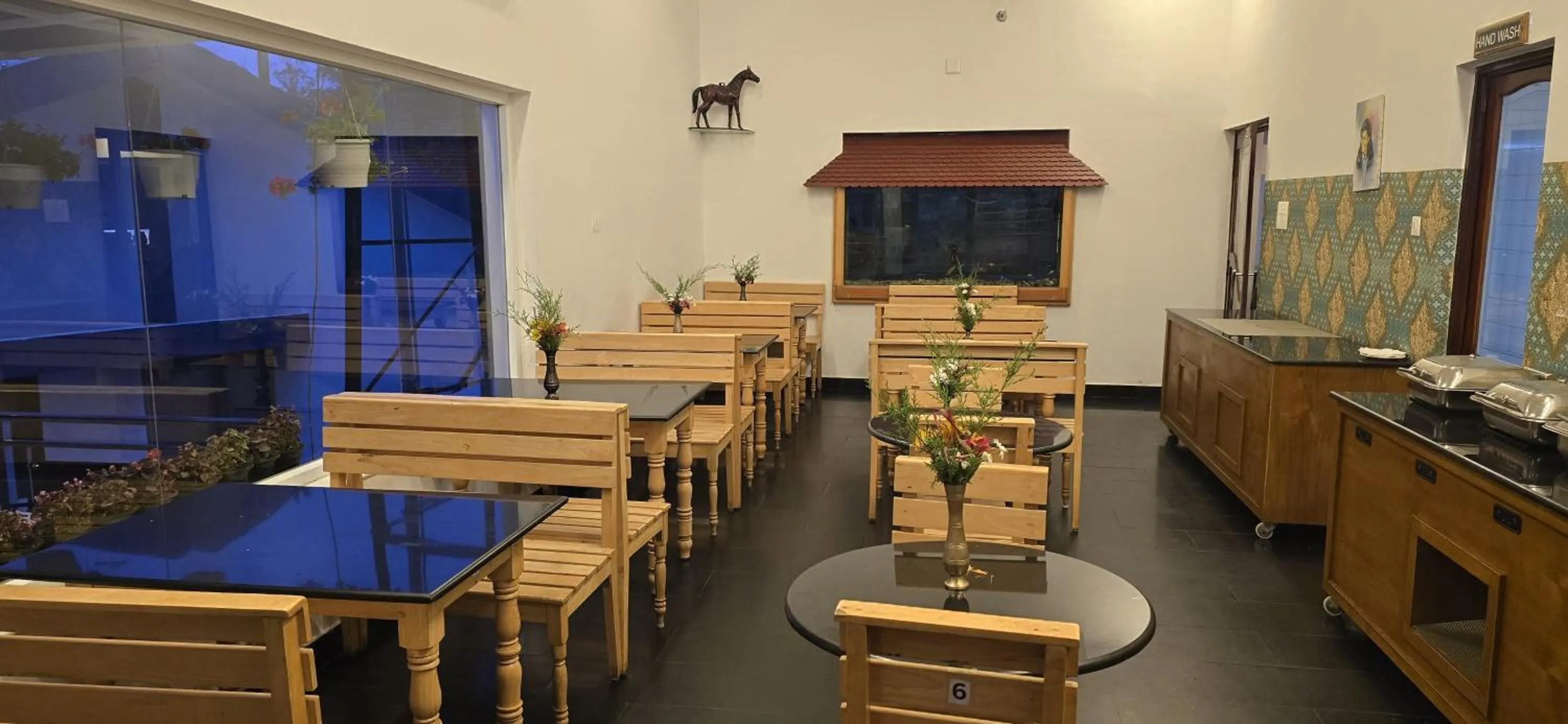 Restaurant/places to eat in Fortune Retreats