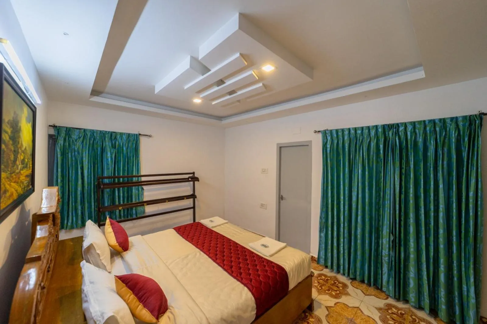 Bedroom, Bed in Fortune Retreats