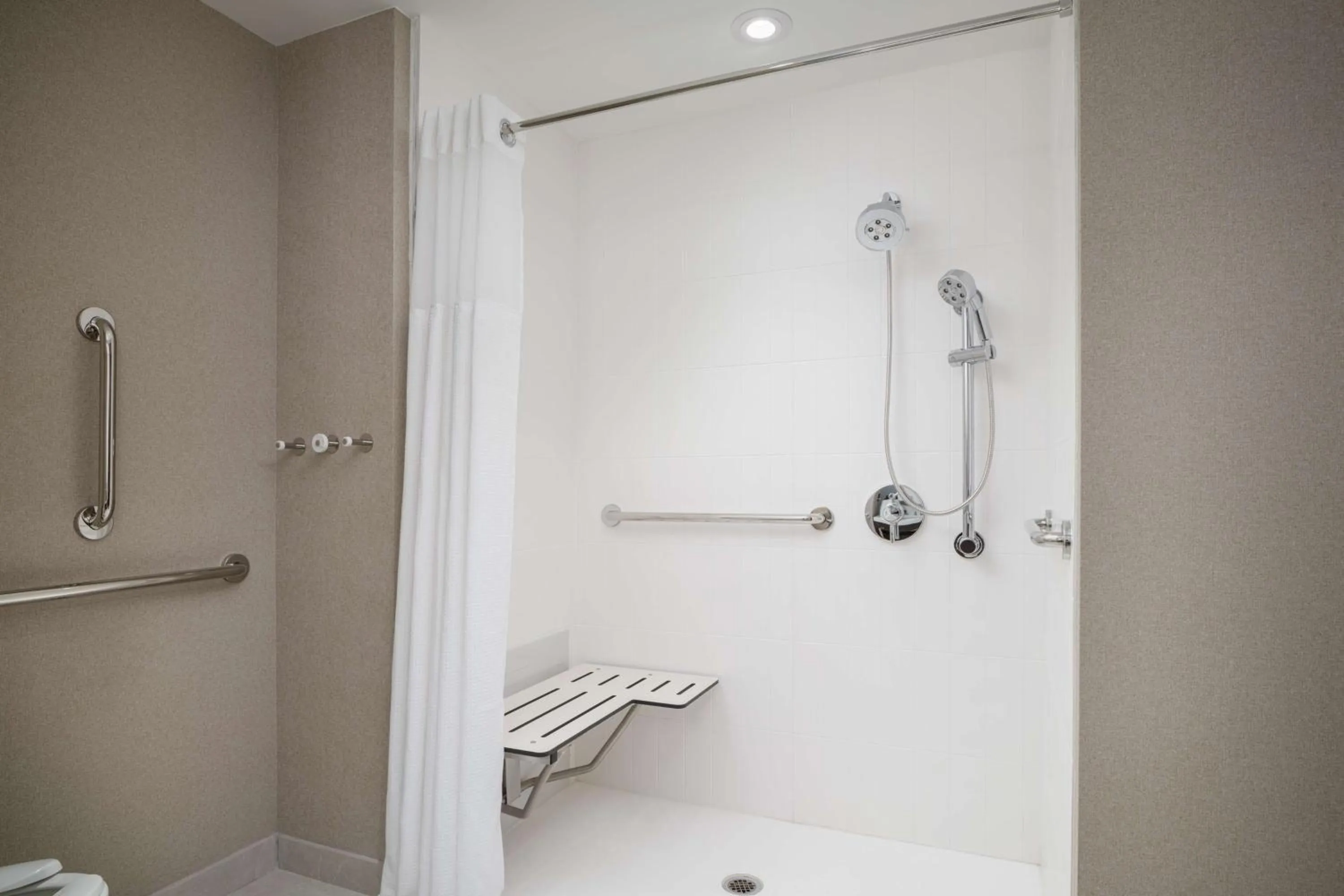 Bathroom in Tempo By Hilton Raleigh Downtown