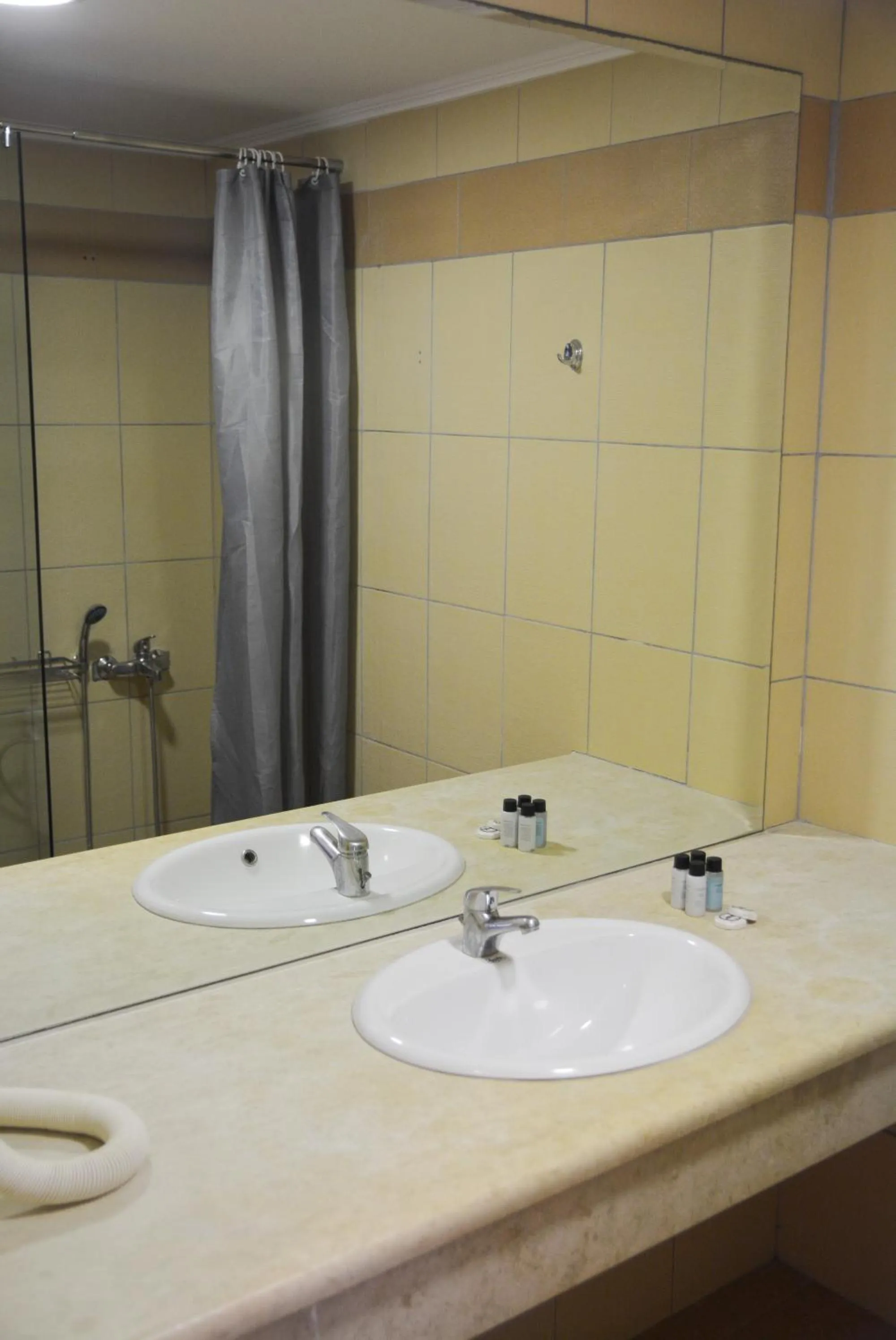 Bathroom in Sunset Paradise Resort