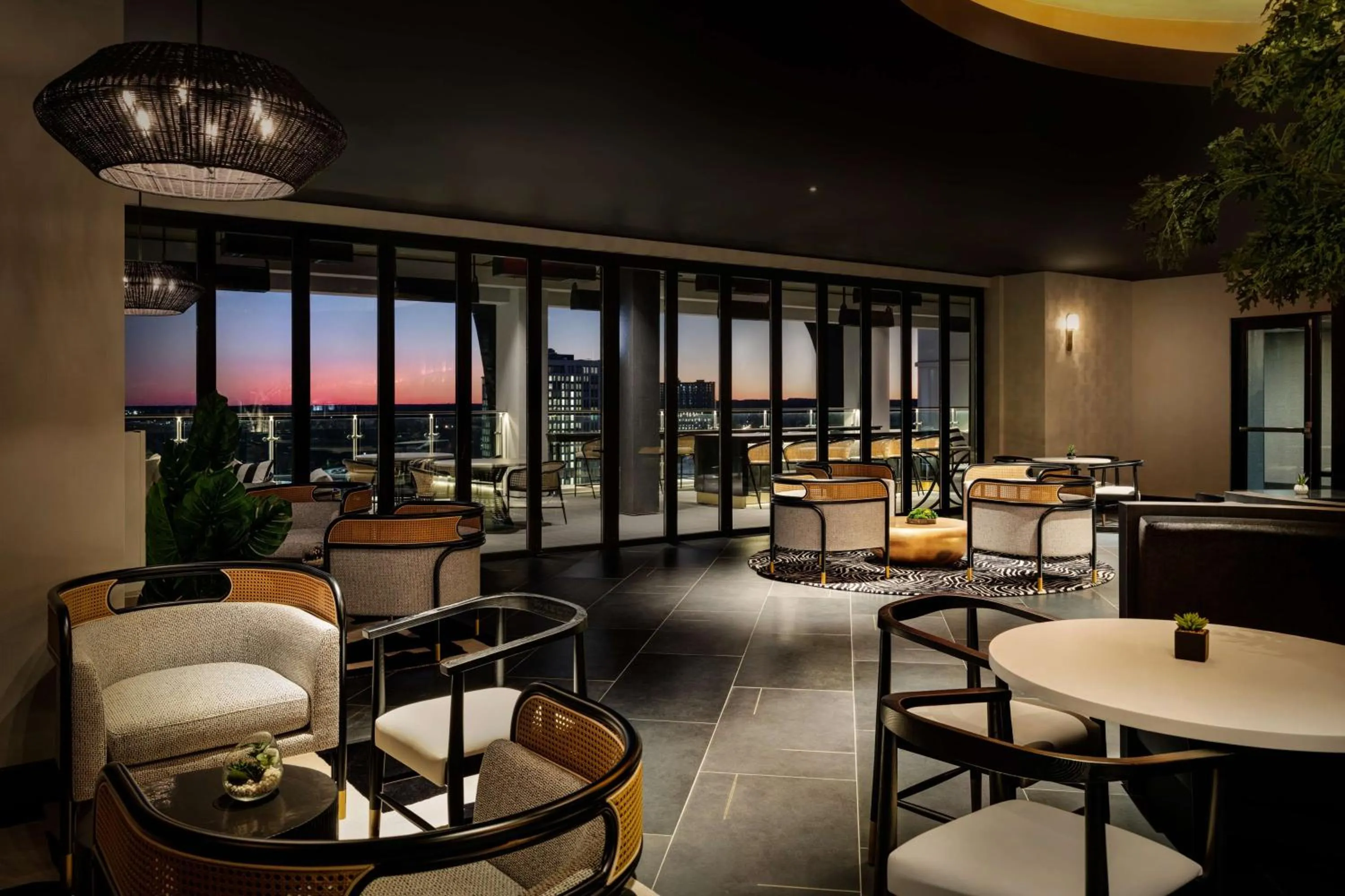 Lounge or bar in Homewood Suites By Hilton Raleigh Downtown