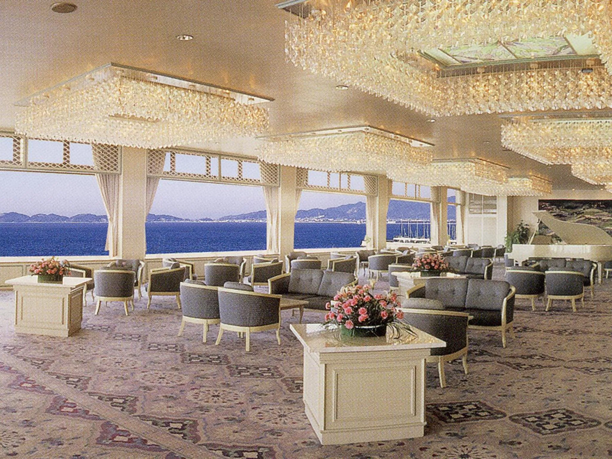 Lounge or bar in Shofuen