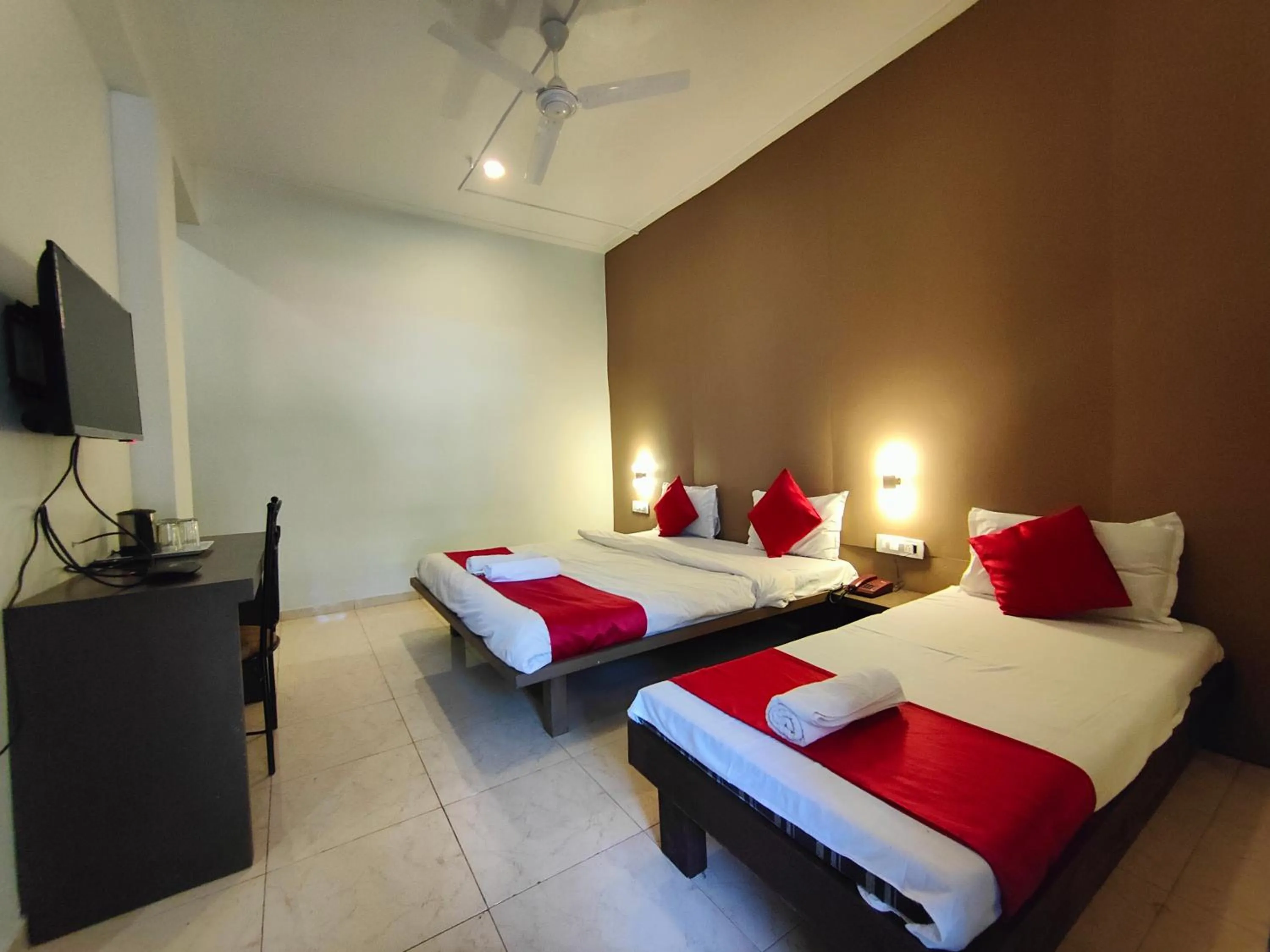 Bedroom, Bed in Rain Raga Resort