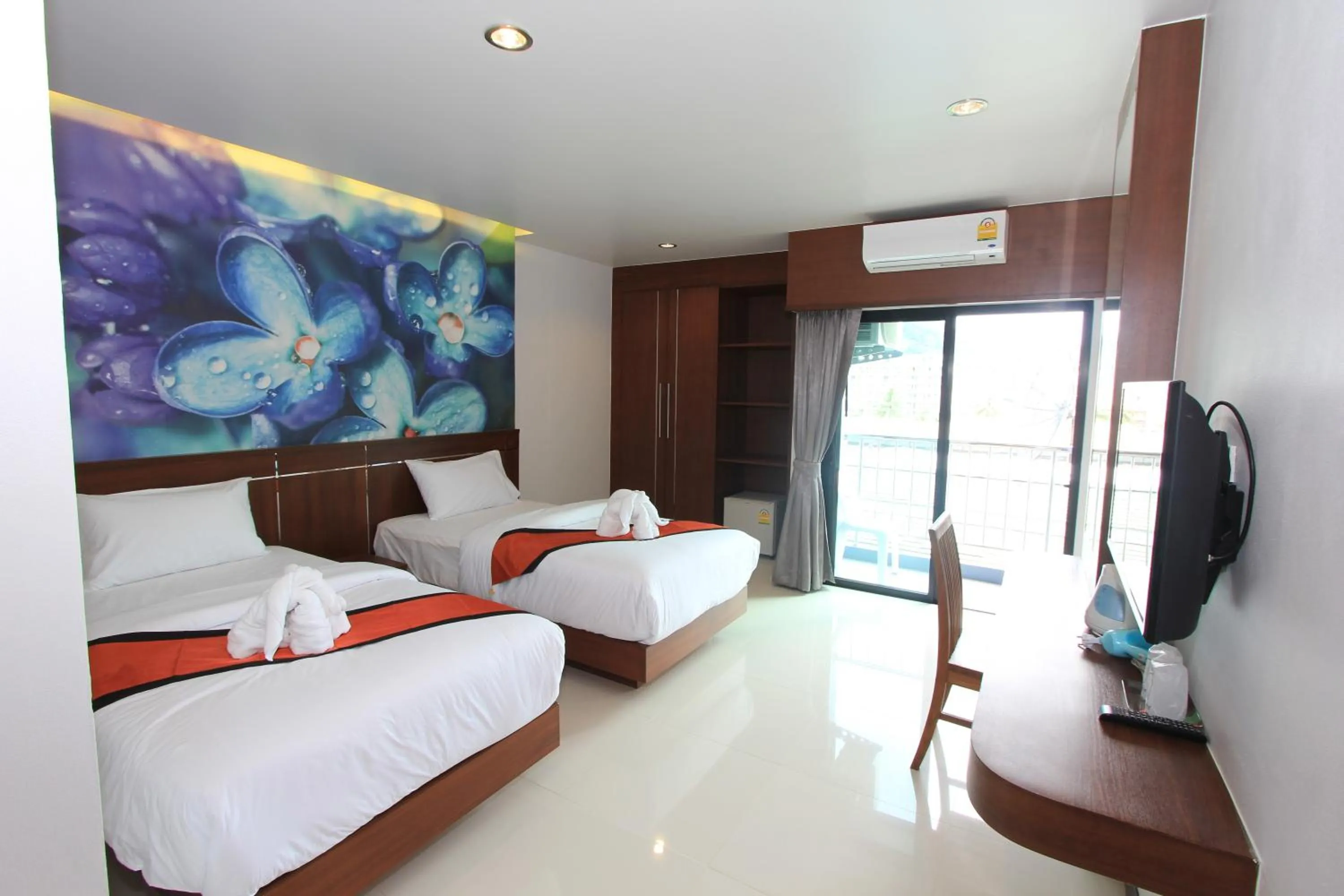 Bedroom, Bed in The Crystal Beach Hotel