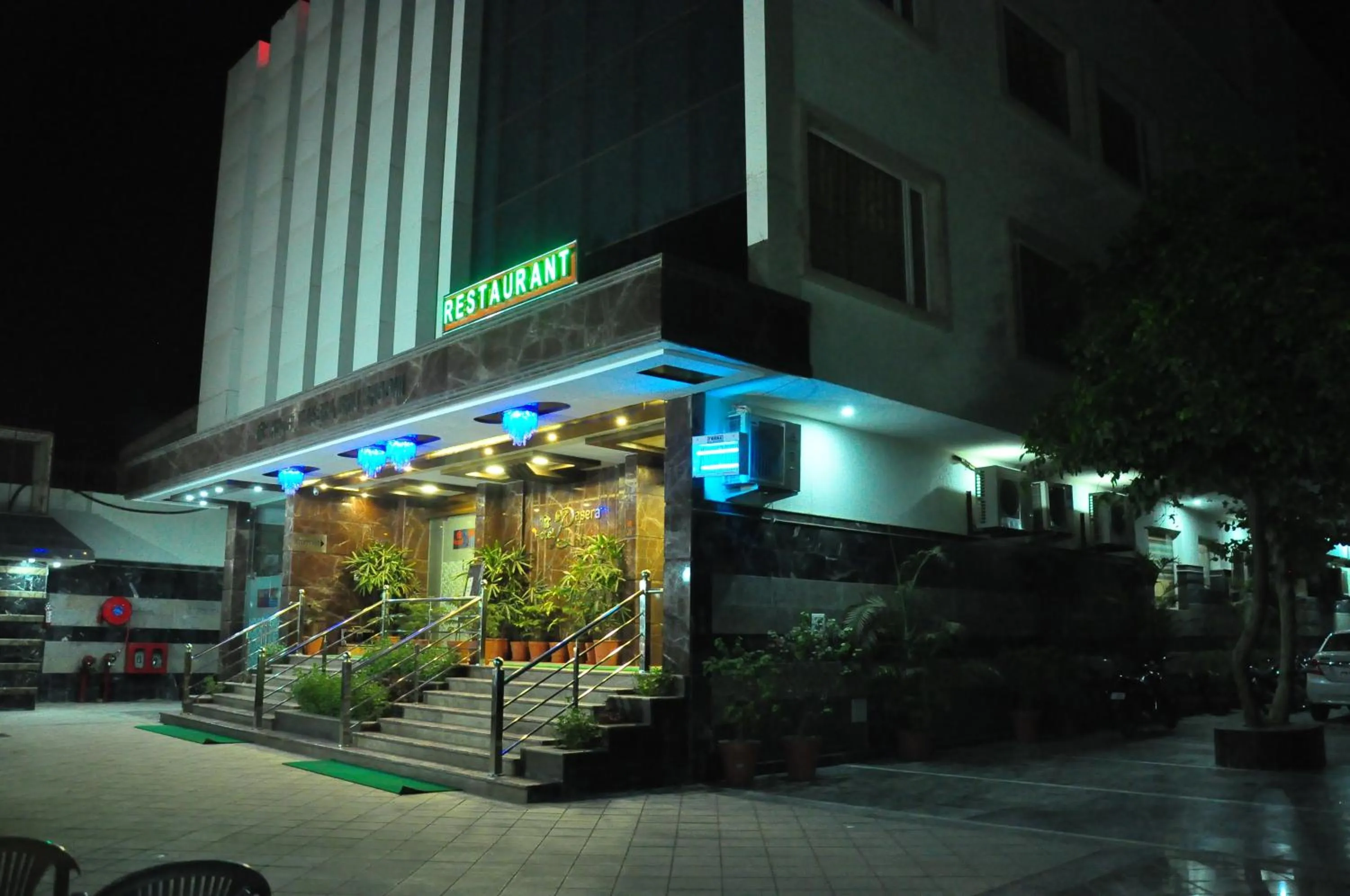 Facade/entrance in Hotel Basera Brij Bhoomi Vrindavan