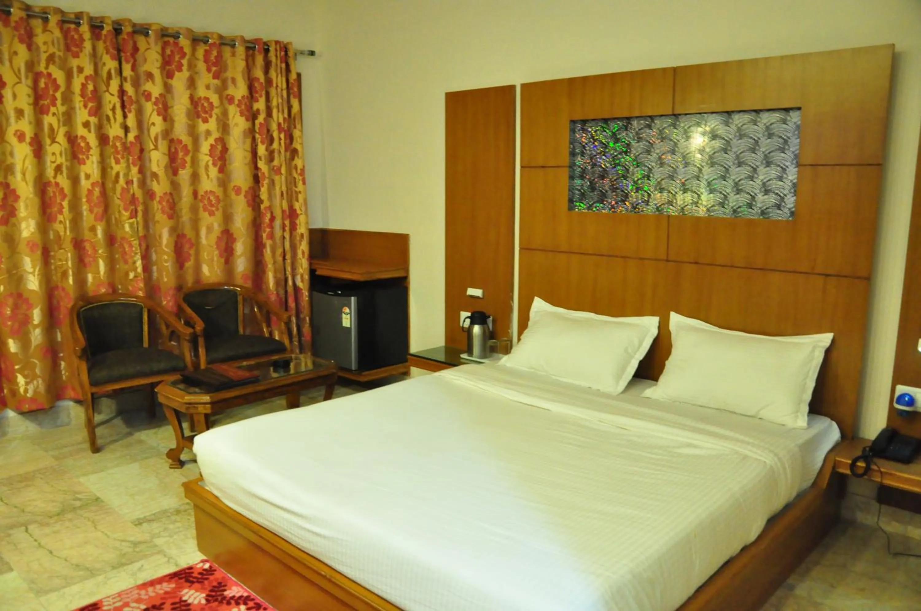 Bed in Hotel Basera Brij Bhoomi Vrindavan