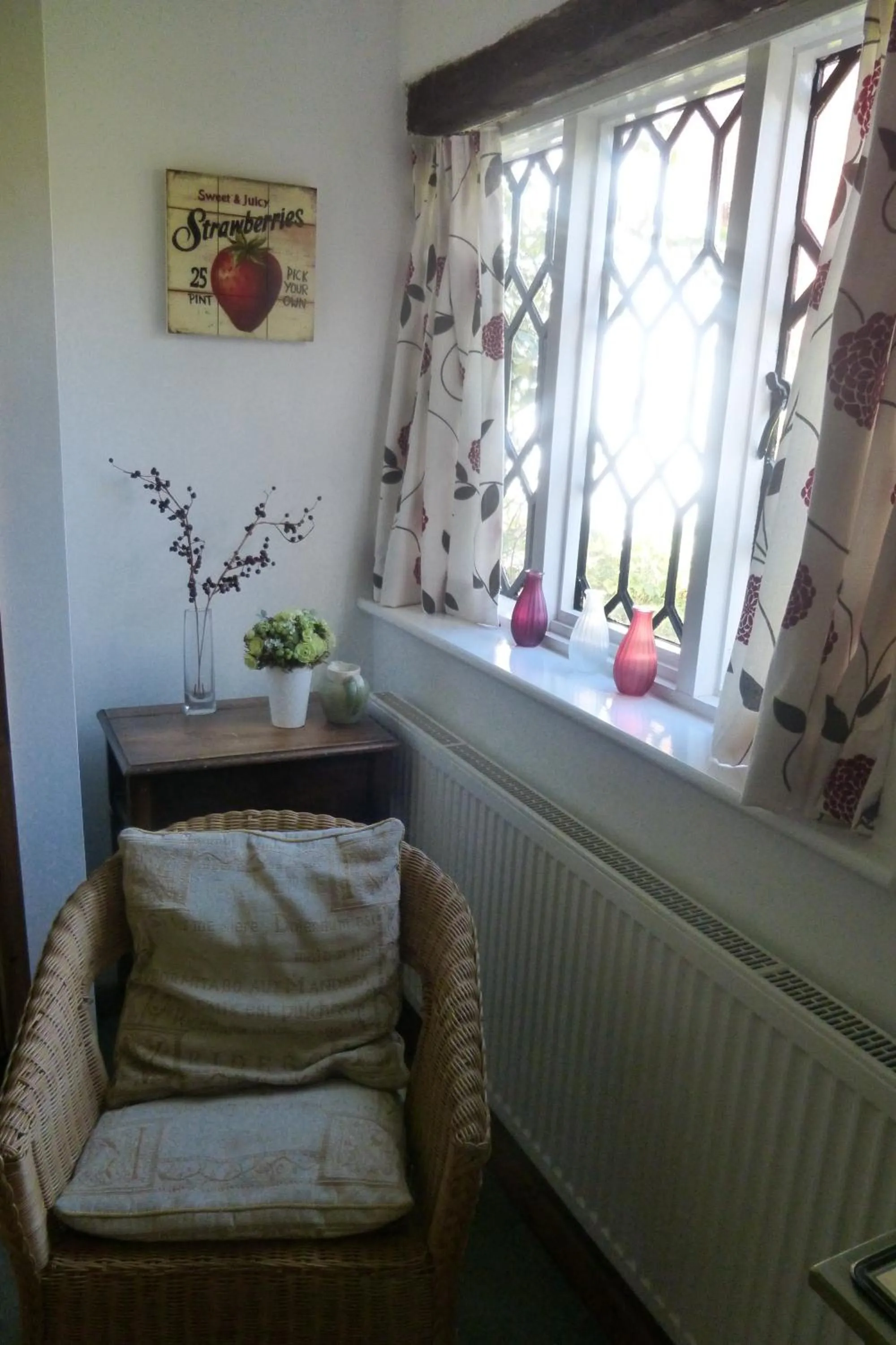 Seating area in Strawberry Cottage B&B