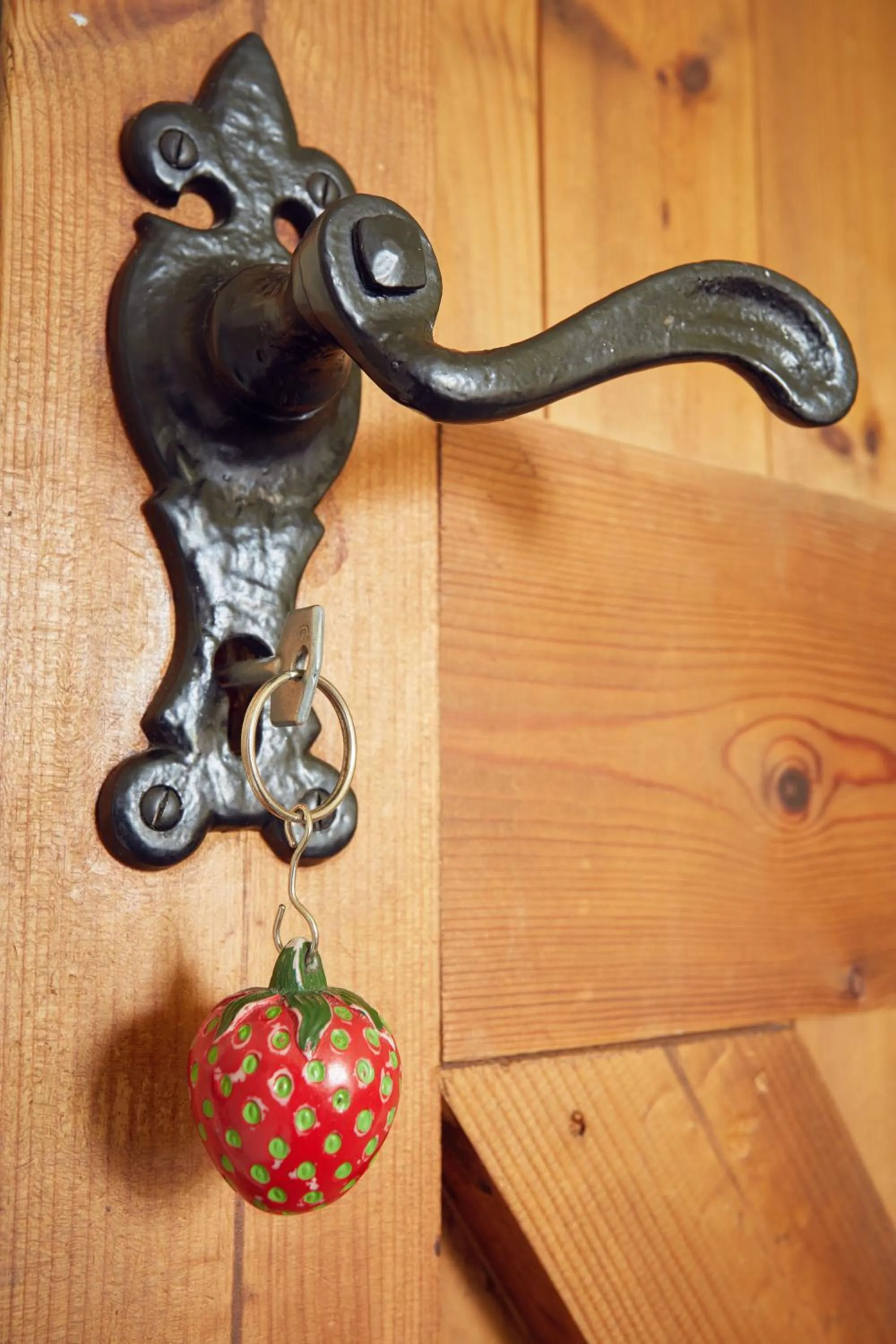 Decorative detail in Strawberry Cottage B&B
