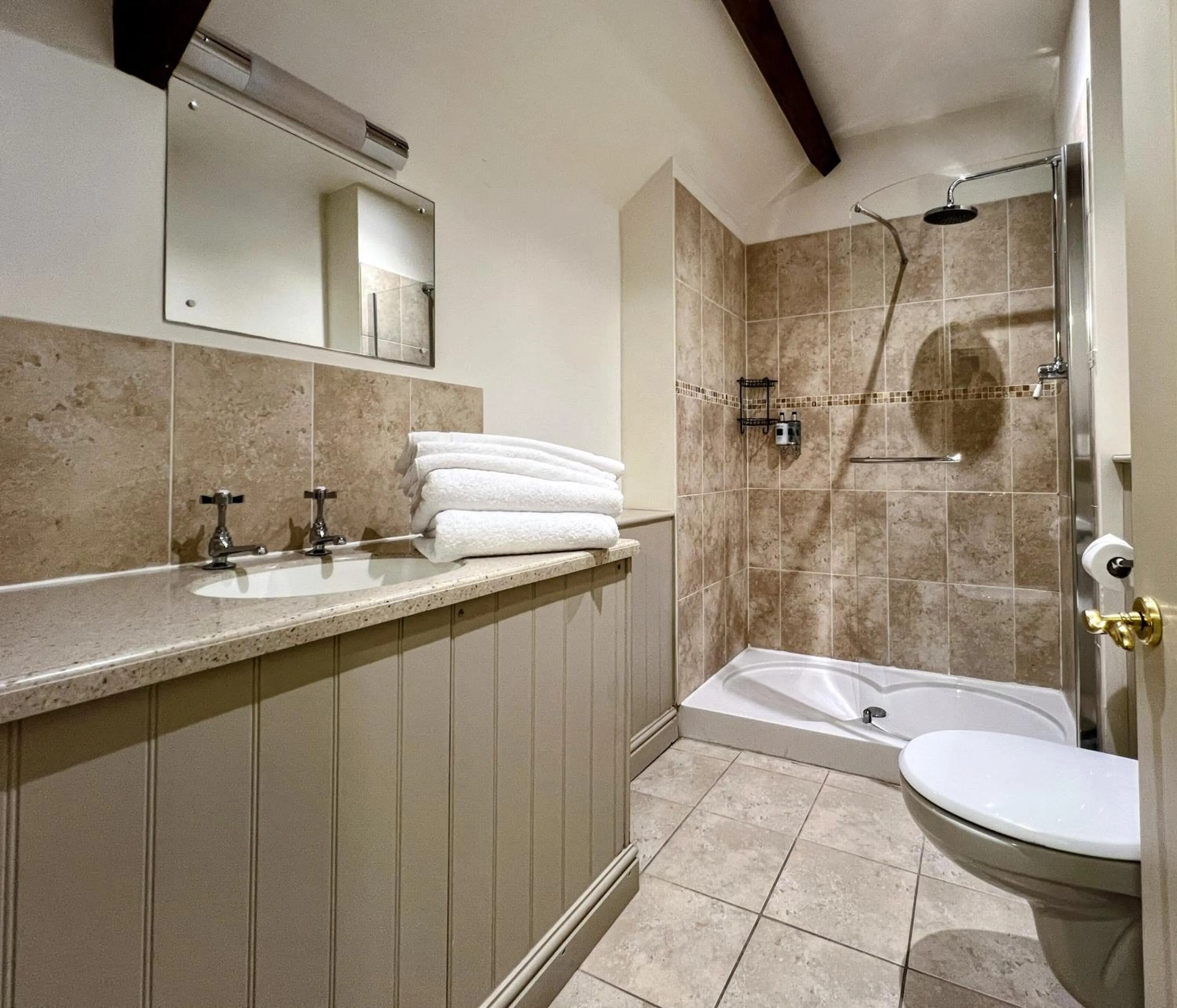 Bathroom in Leigh Park Country House Hotel & Vineyard, BW Signature Collection