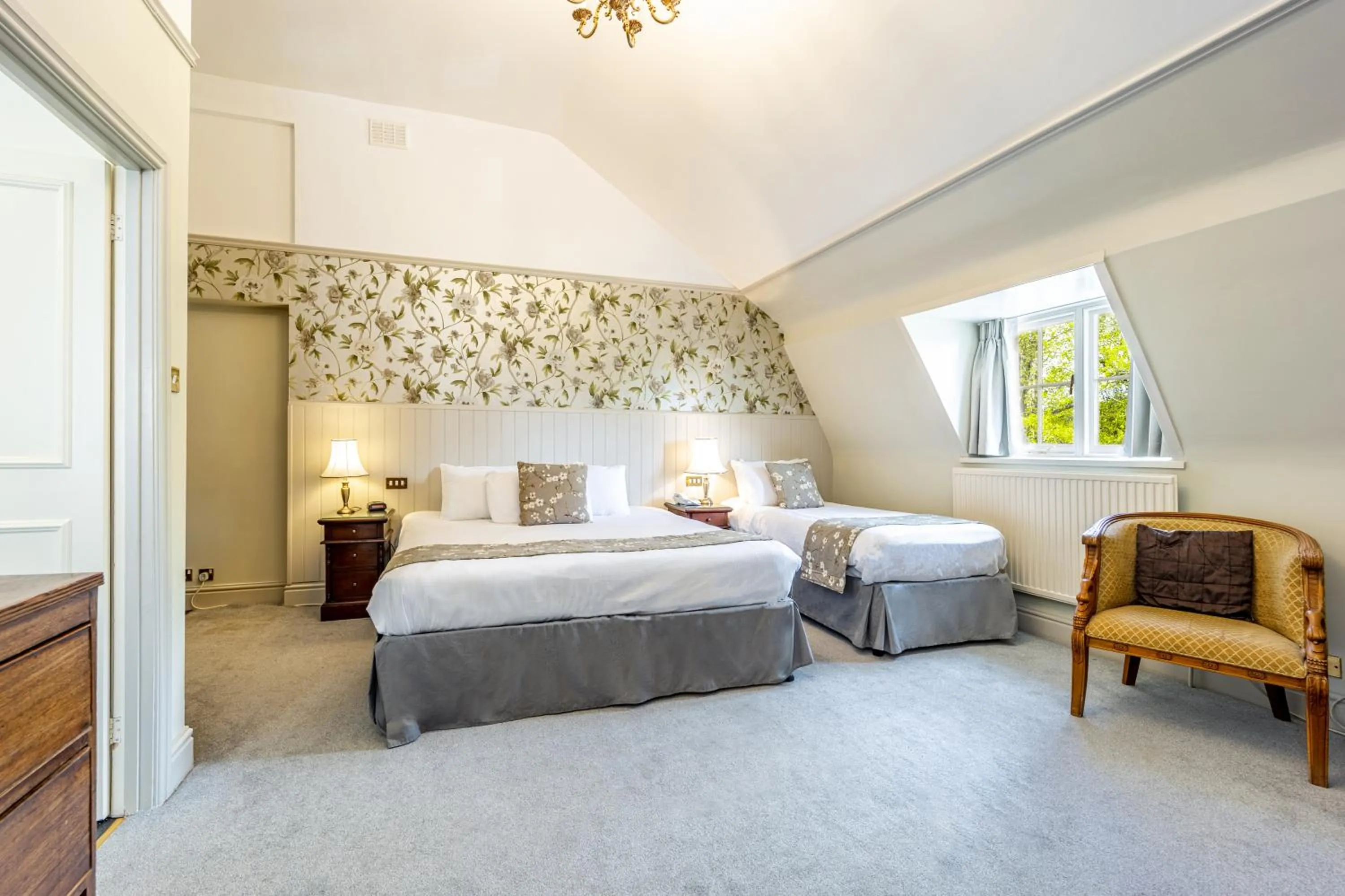 Bedroom, Bed in Leigh Park Country House Hotel & Vineyard, BW Signature Collection