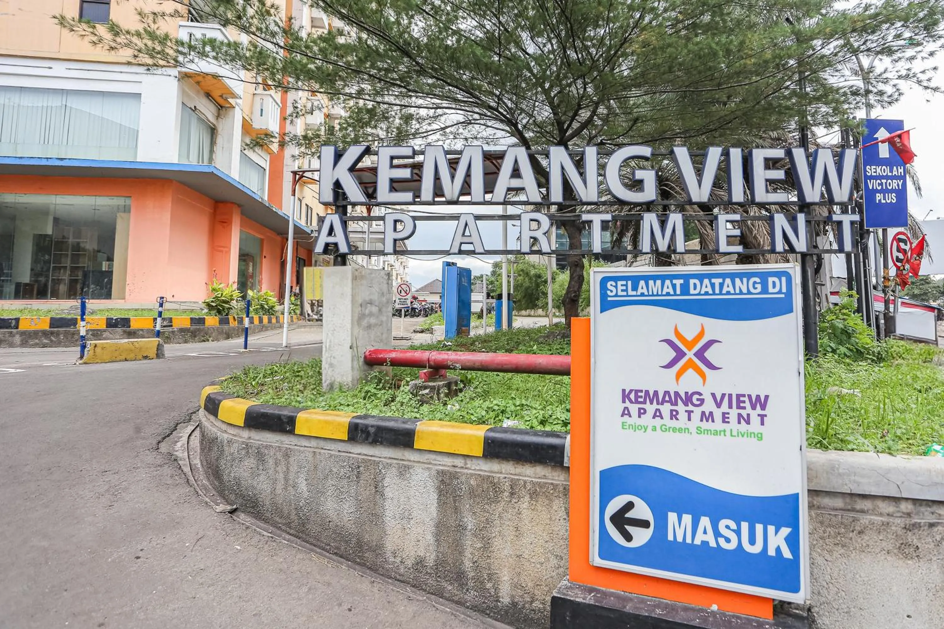 Facade/entrance in Hotel O Kemang View By Room 88