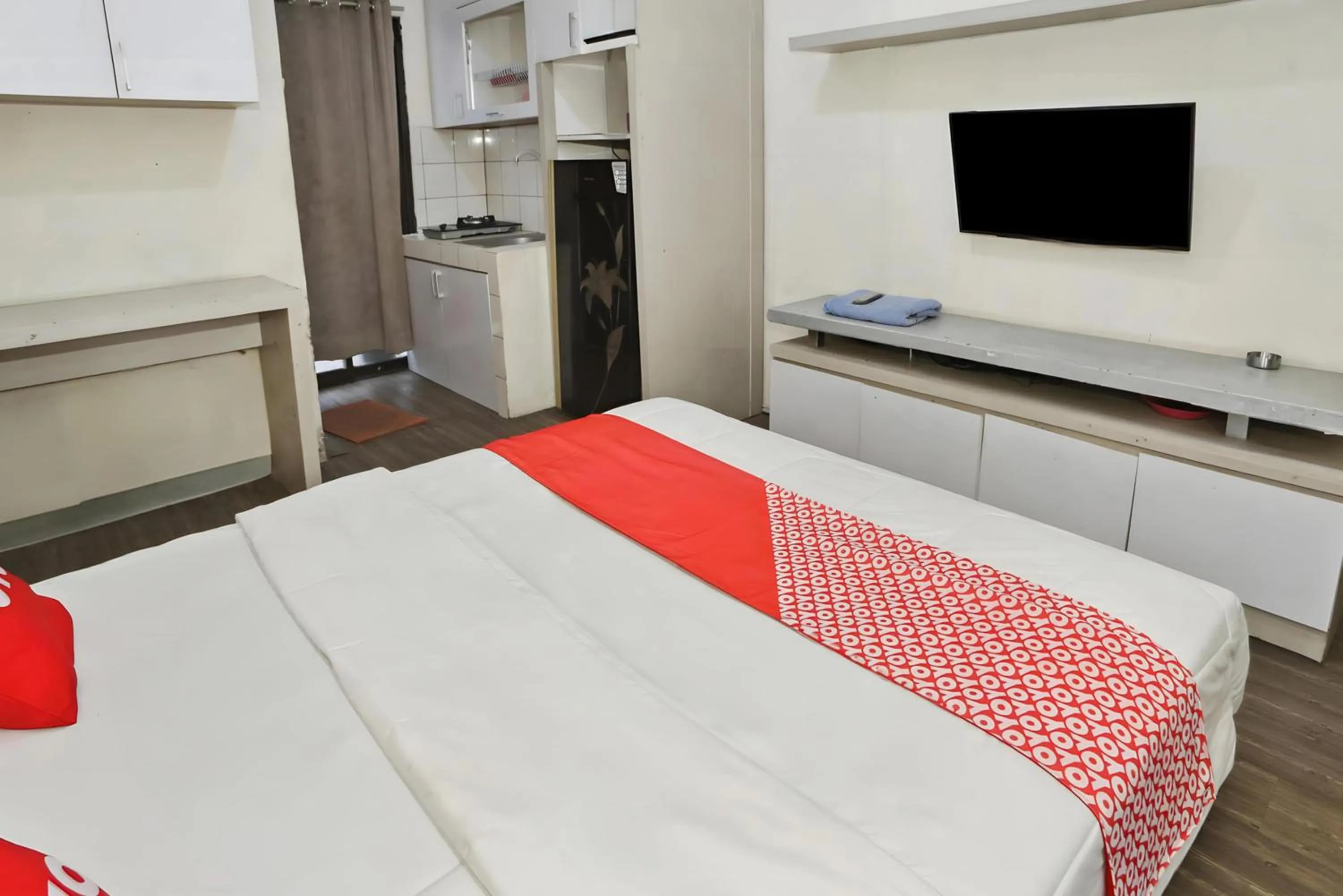 Bedroom, Bed in Hotel O Kemang View By Room 88