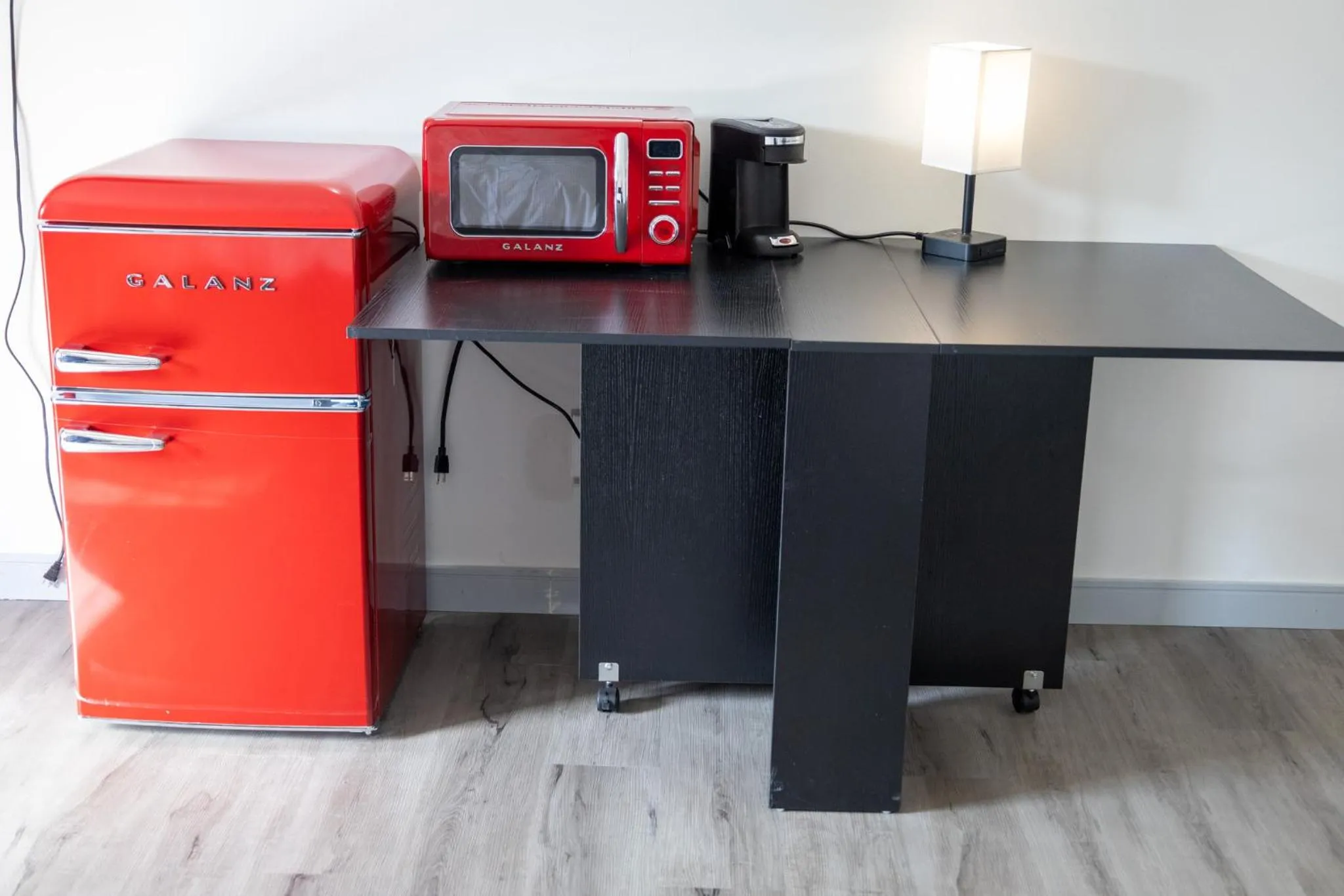 Coffee/tea facilities in SHORE VISTA LODGE