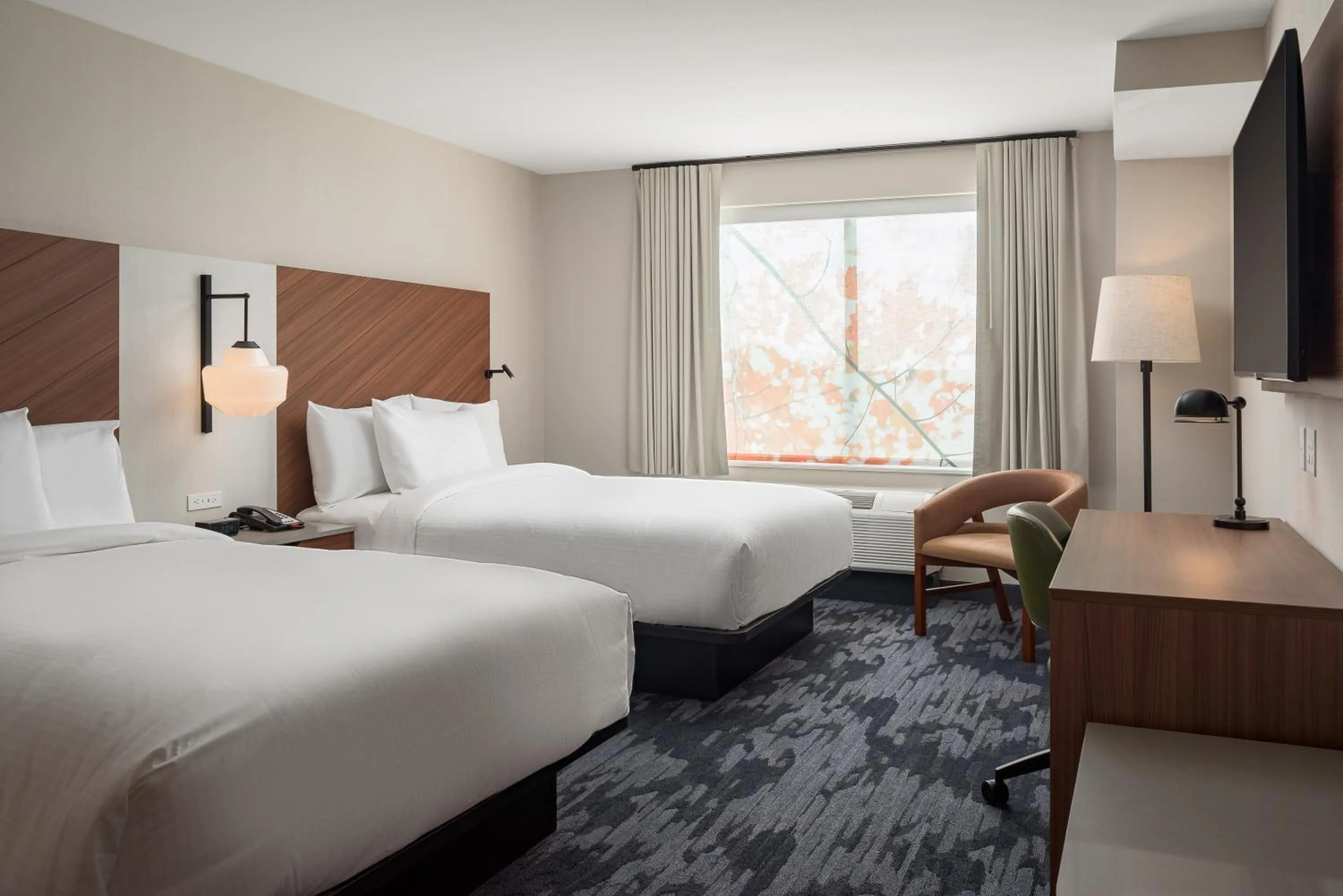 Bed in Fairfield by Marriott Inn & Suites Cullman