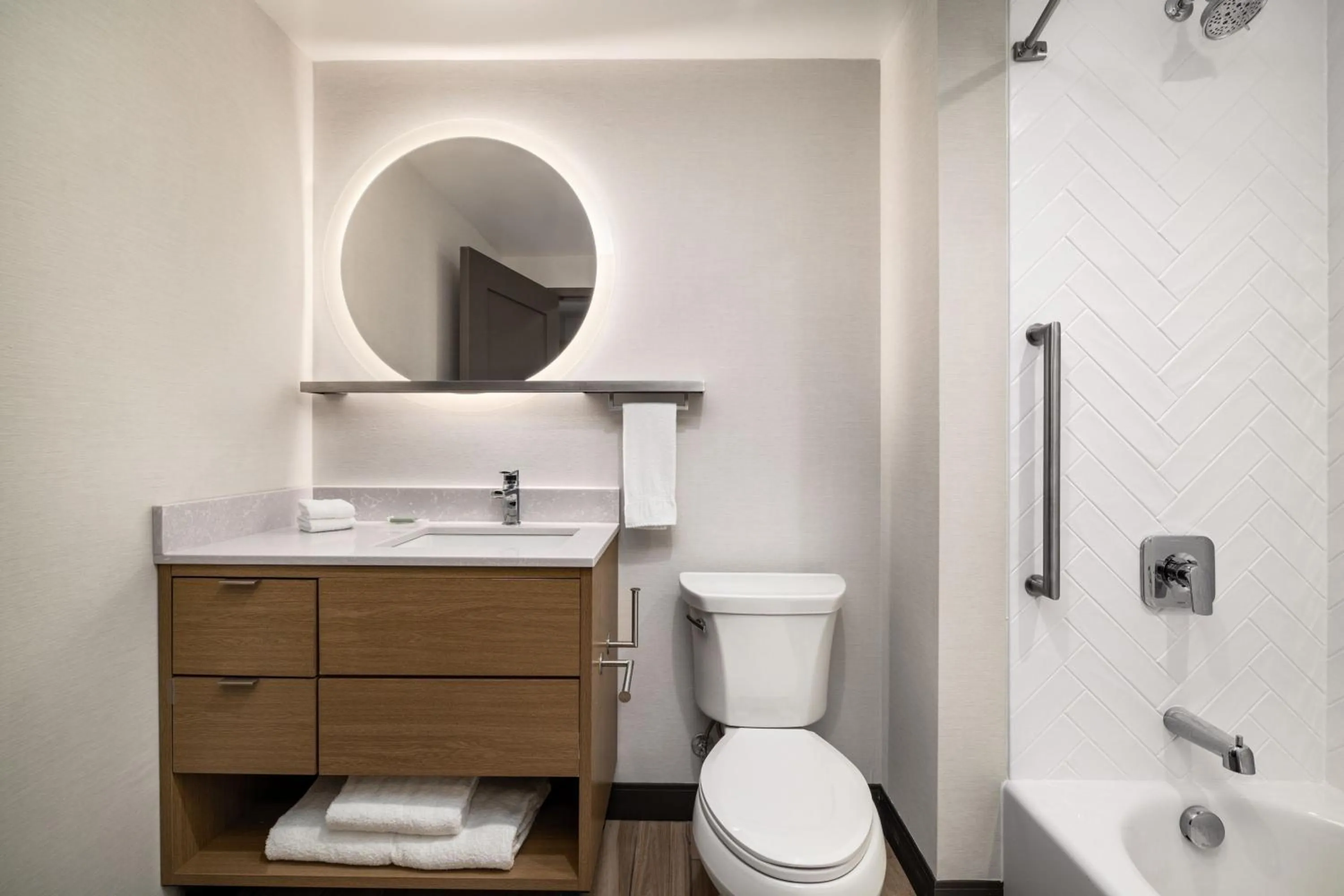 Bathroom in TownePlace Suites by Marriott Memphis Germantown