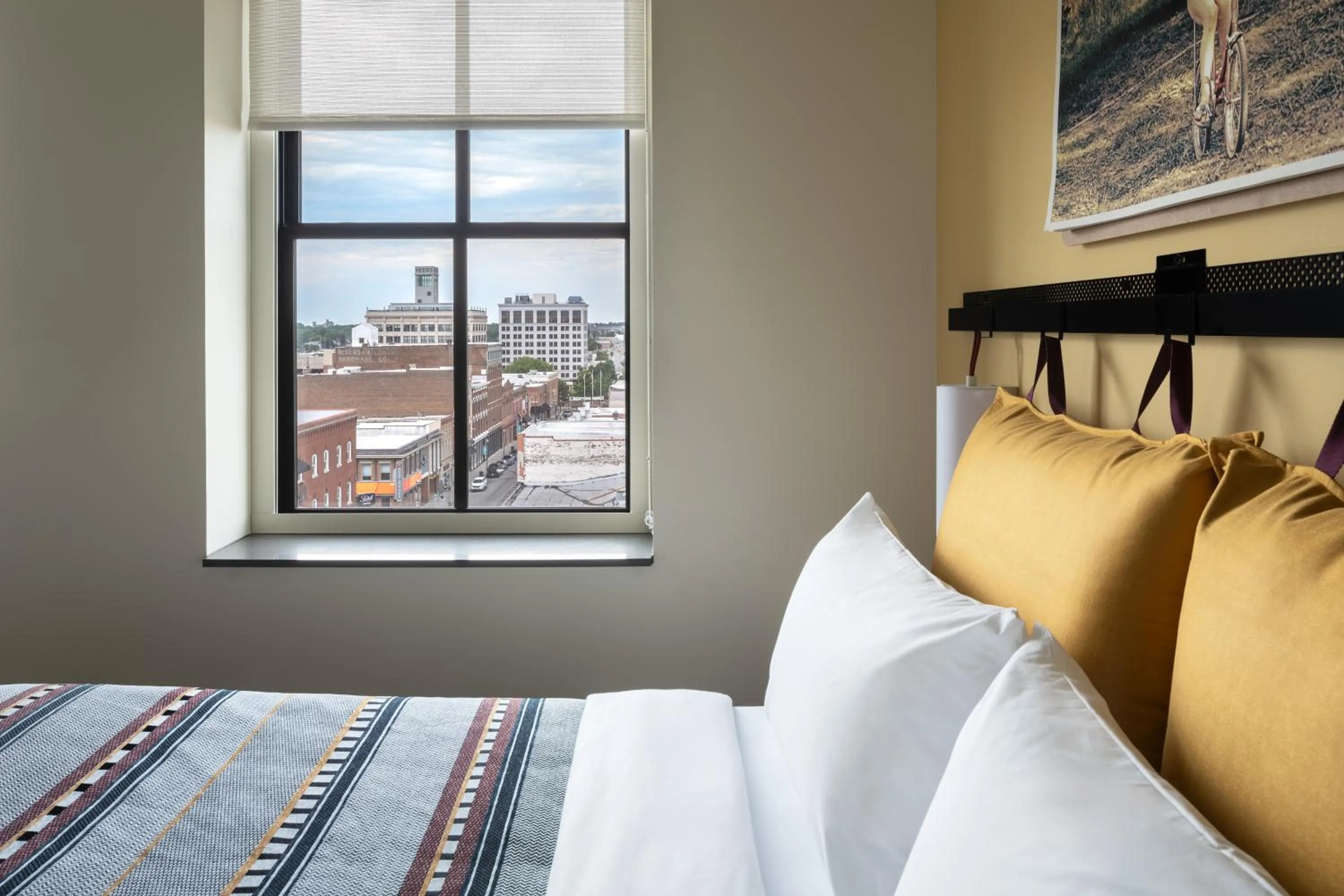 Bed in Moxy Springfield Downtown