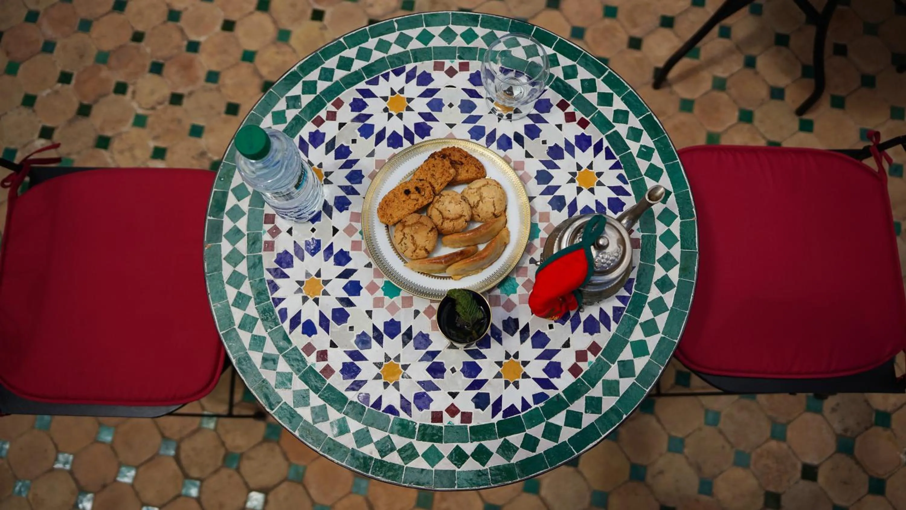 Coffee/tea facilities in Riad Jamal