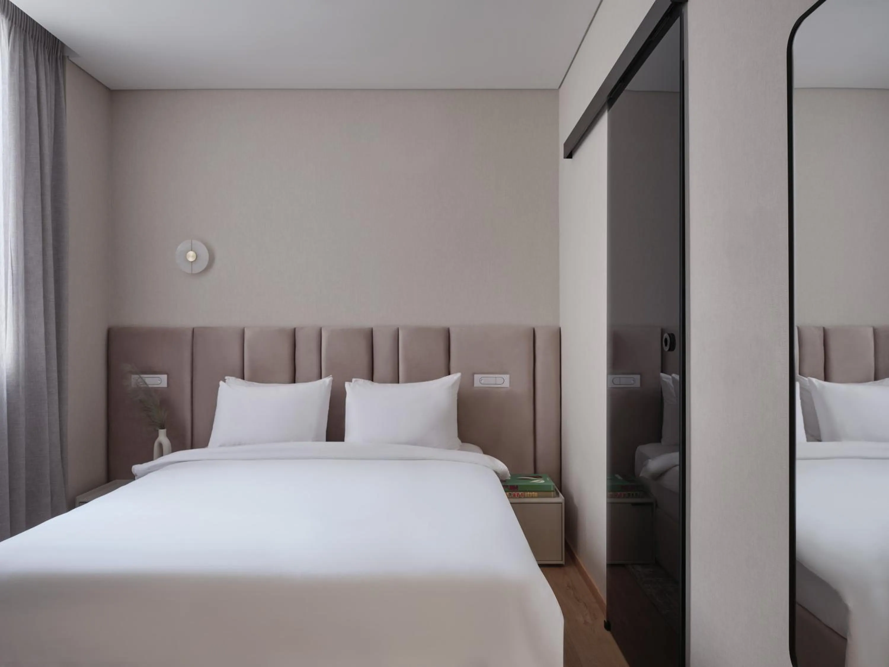 Bed in Nur Outline Aparthotel