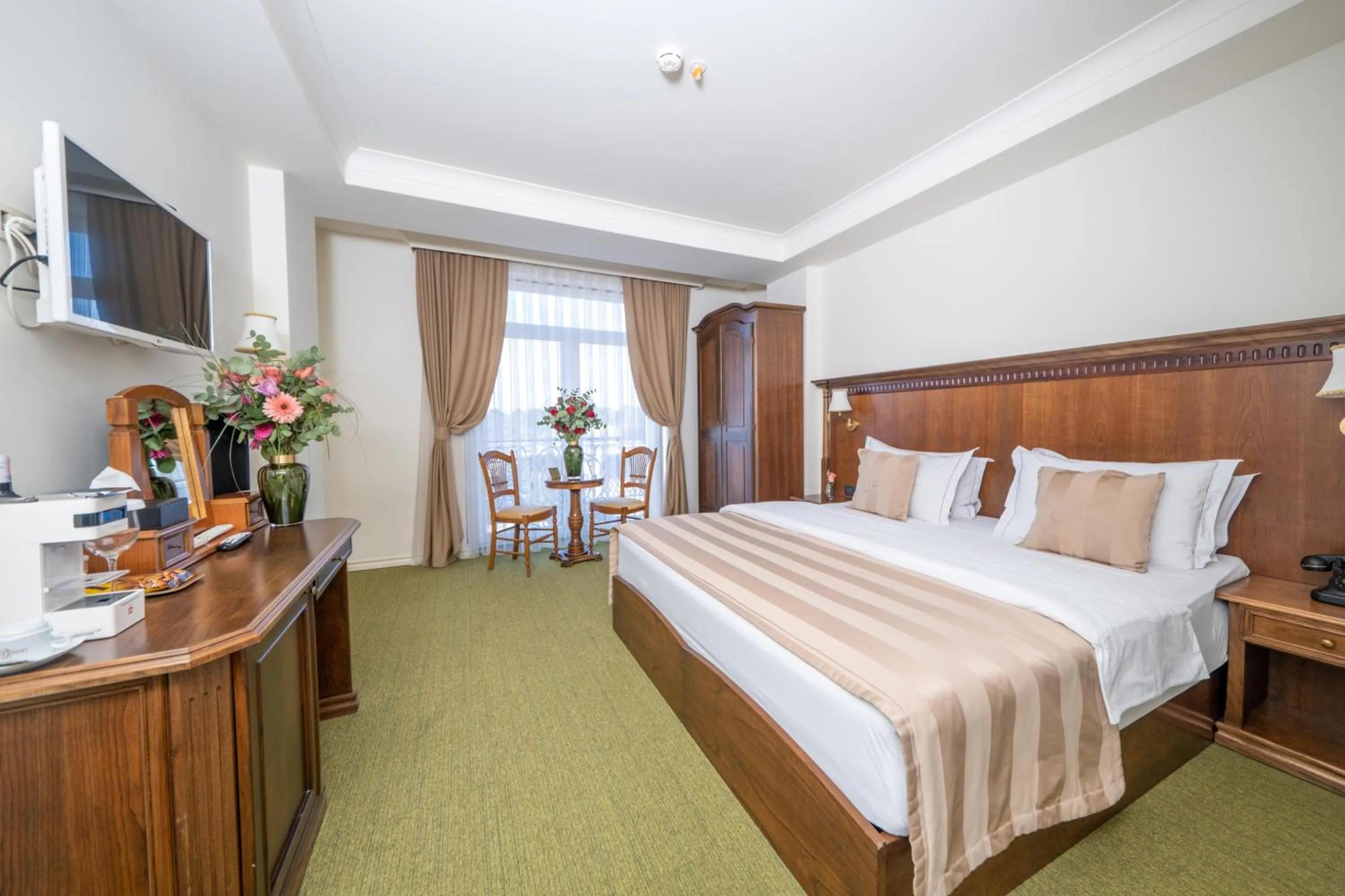 TV and multimedia, Bed in Hotel Garden