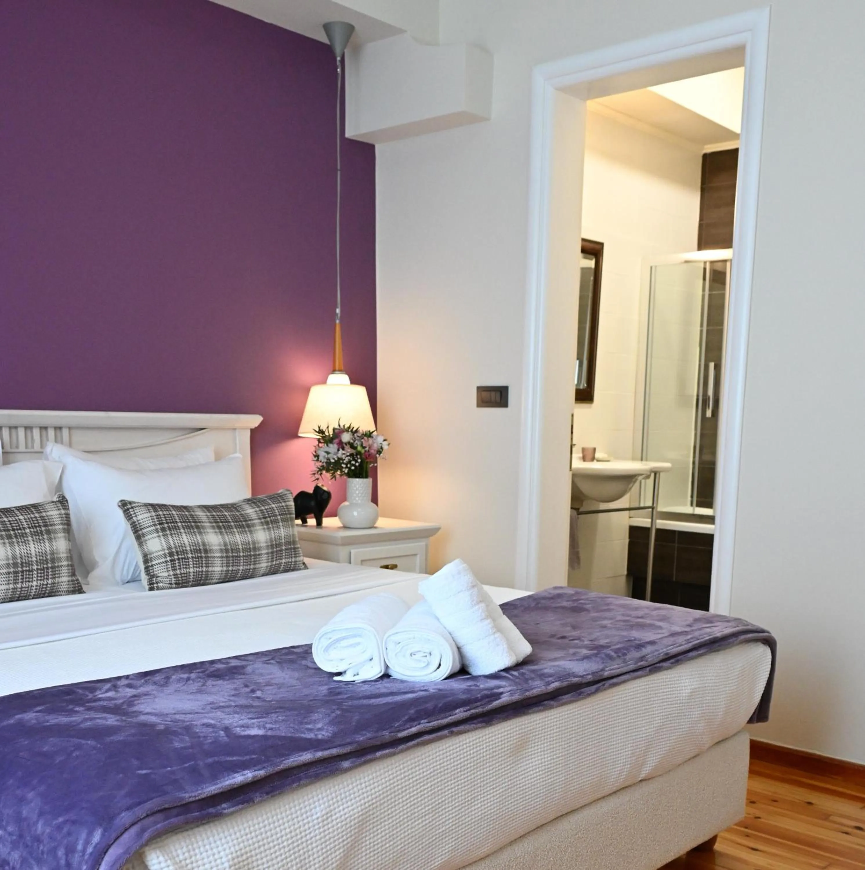 Photo of the whole room, Bed in Porto Nafplio