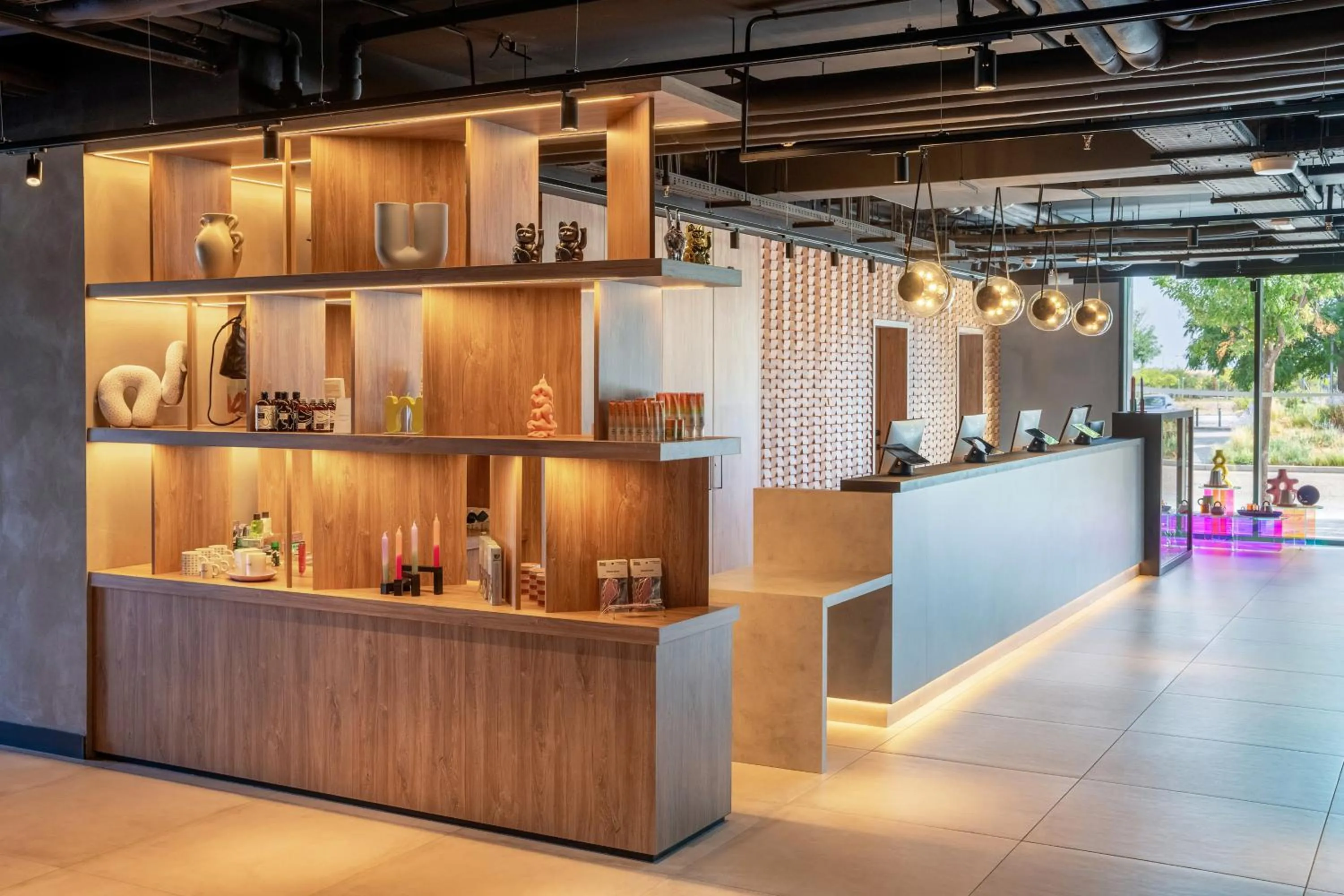 Lobby or reception in INNSiDE by Meliá Madrid Valdebebas