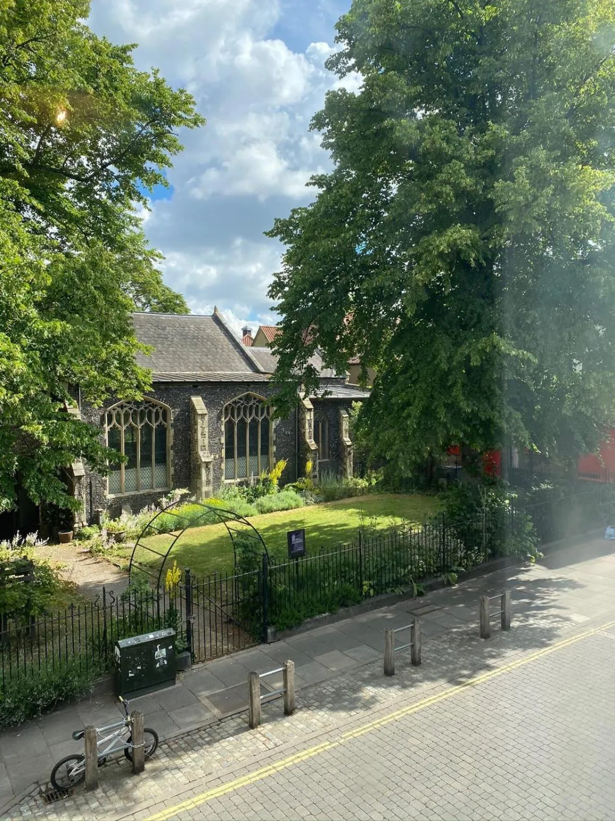 St Benedicts Street Flat with Roof Terrace