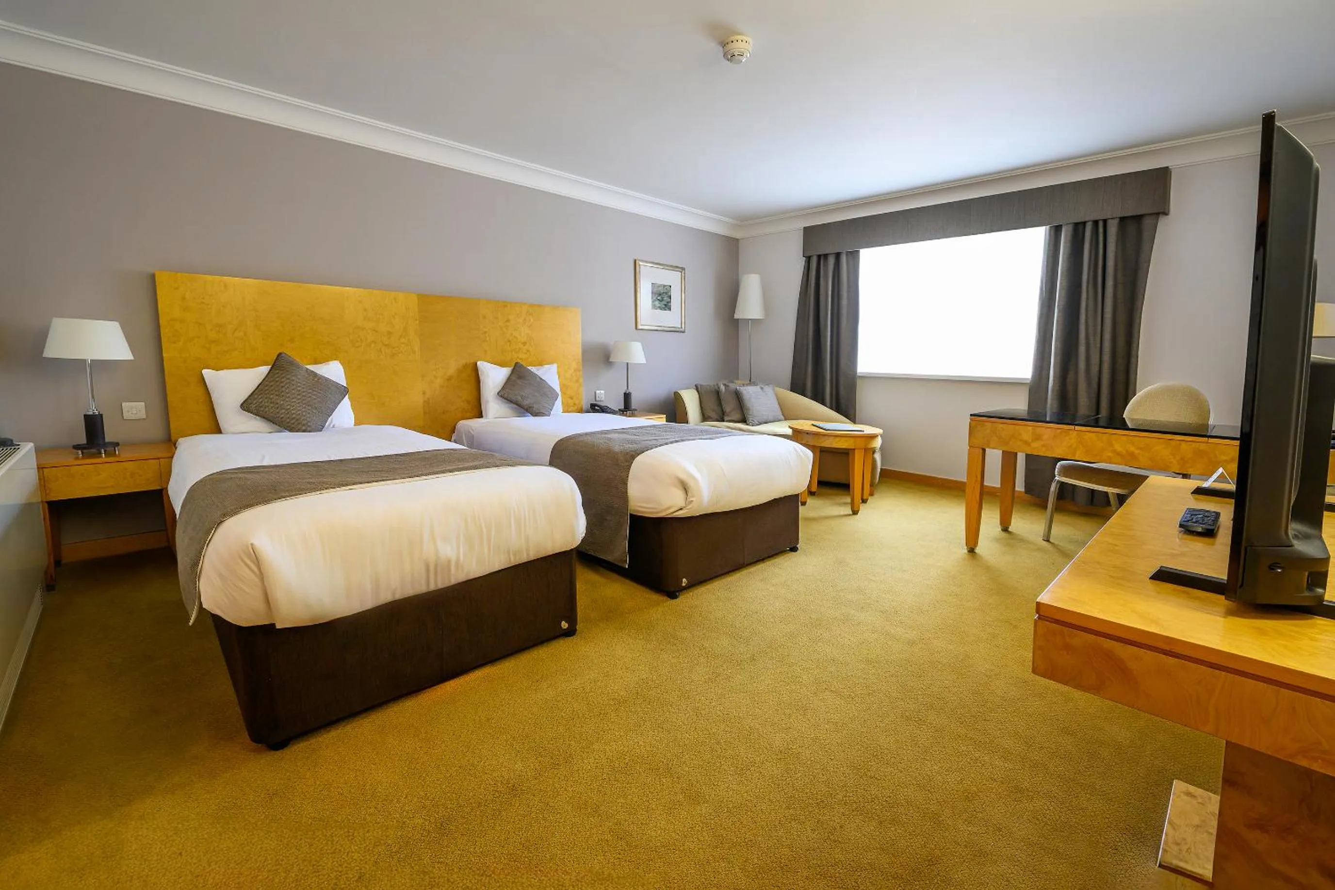 Bedroom, Bed in Regency Park Hotel, Health Club & Spa