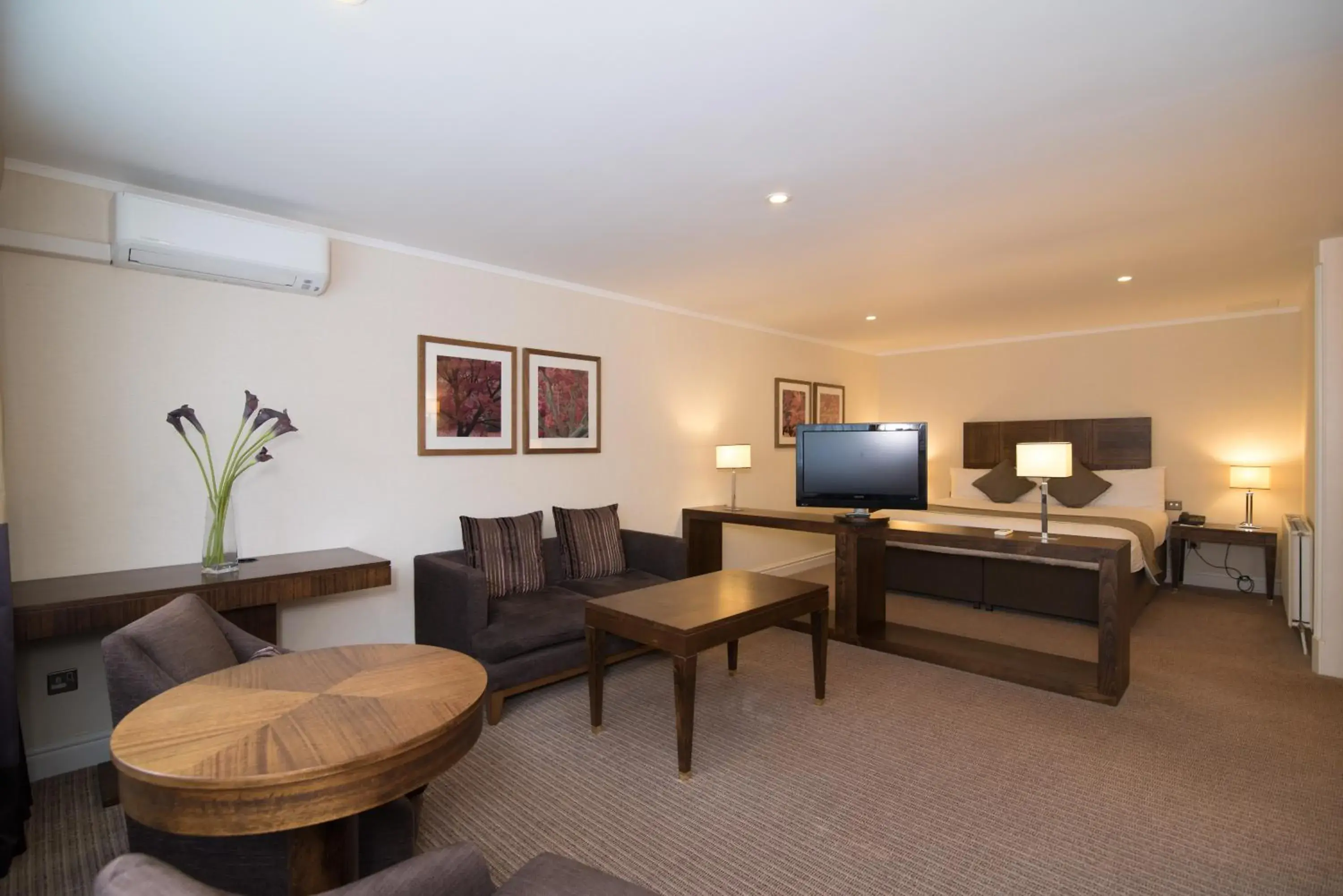 Deluxe Double Room in Regency Park Hotel, Health Club & Spa Deluxe Double Room in Regency Park Hotel, Health Club & Spa