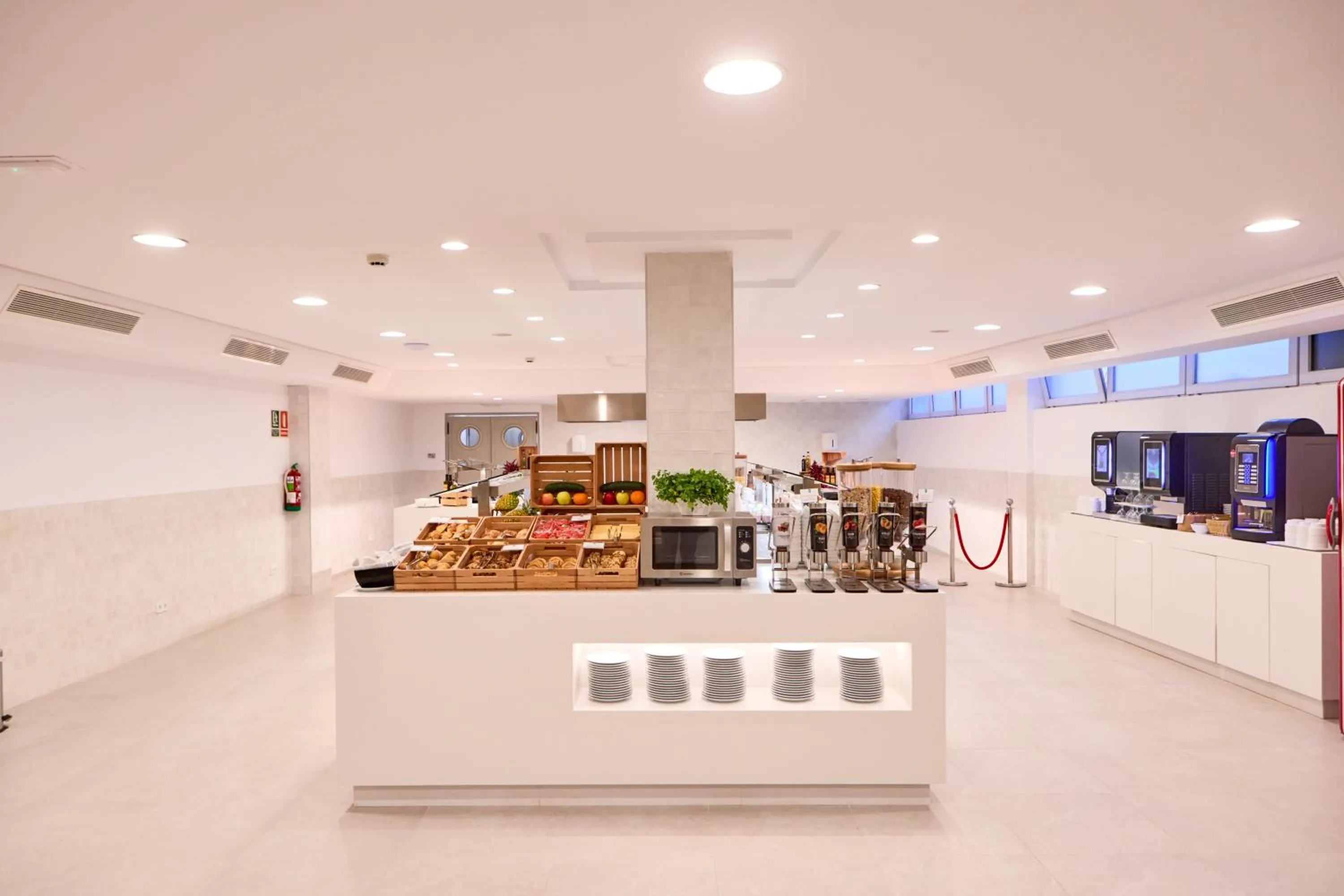 Buffet breakfast in AHOI! Urban Beach