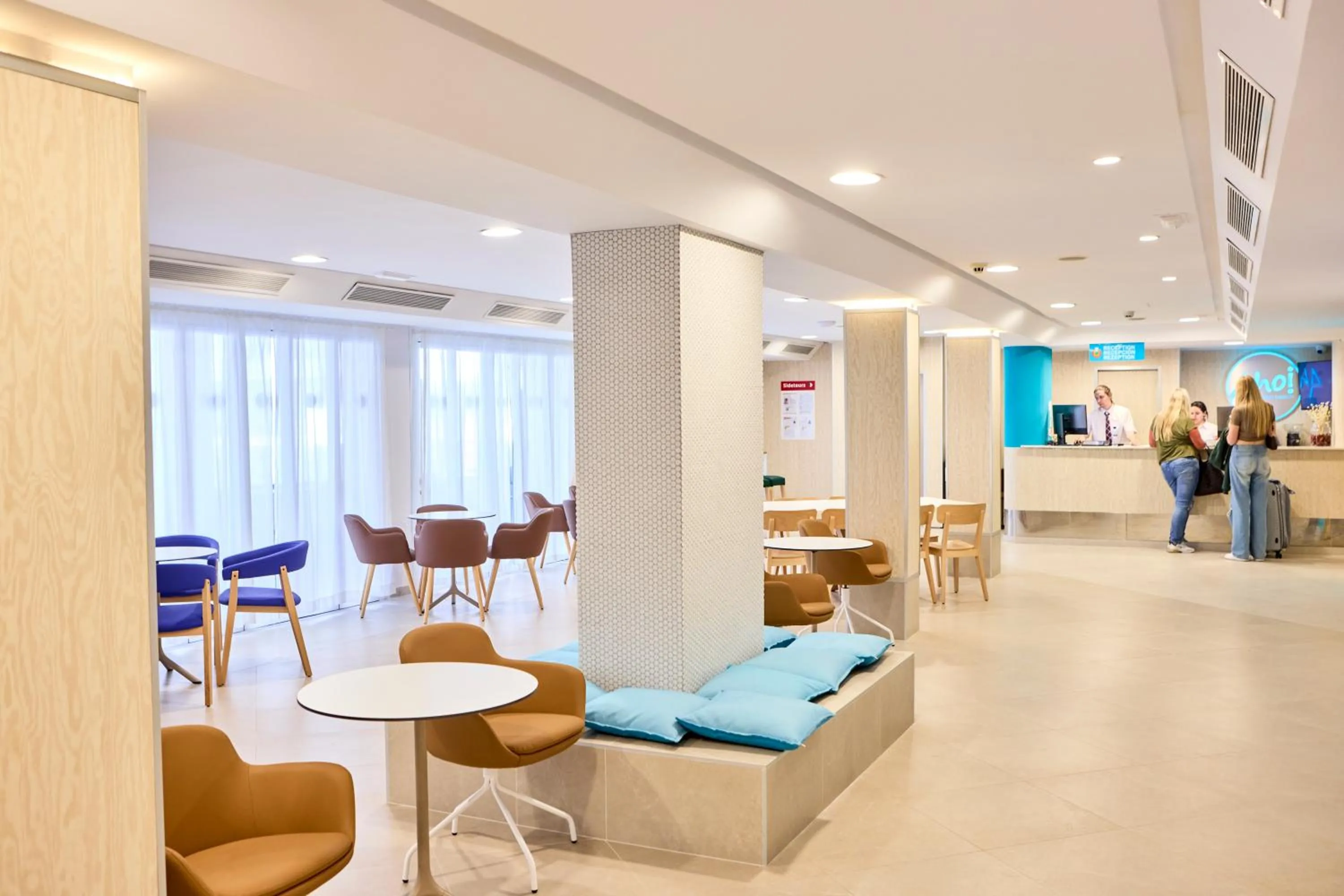 TV and multimedia in AHOI! Urban Beach