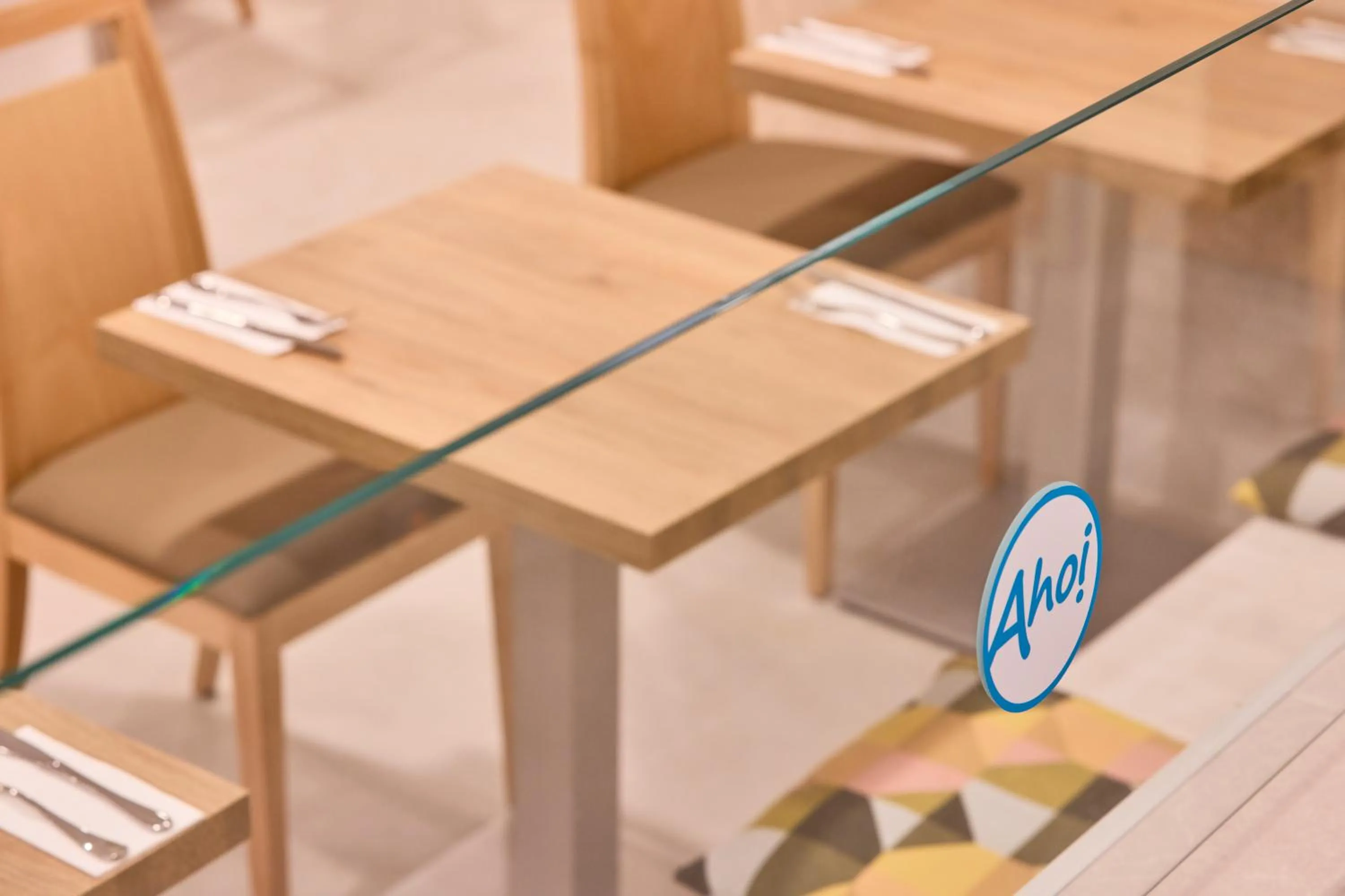 Restaurant/places to eat in AHOI! Urban Beach