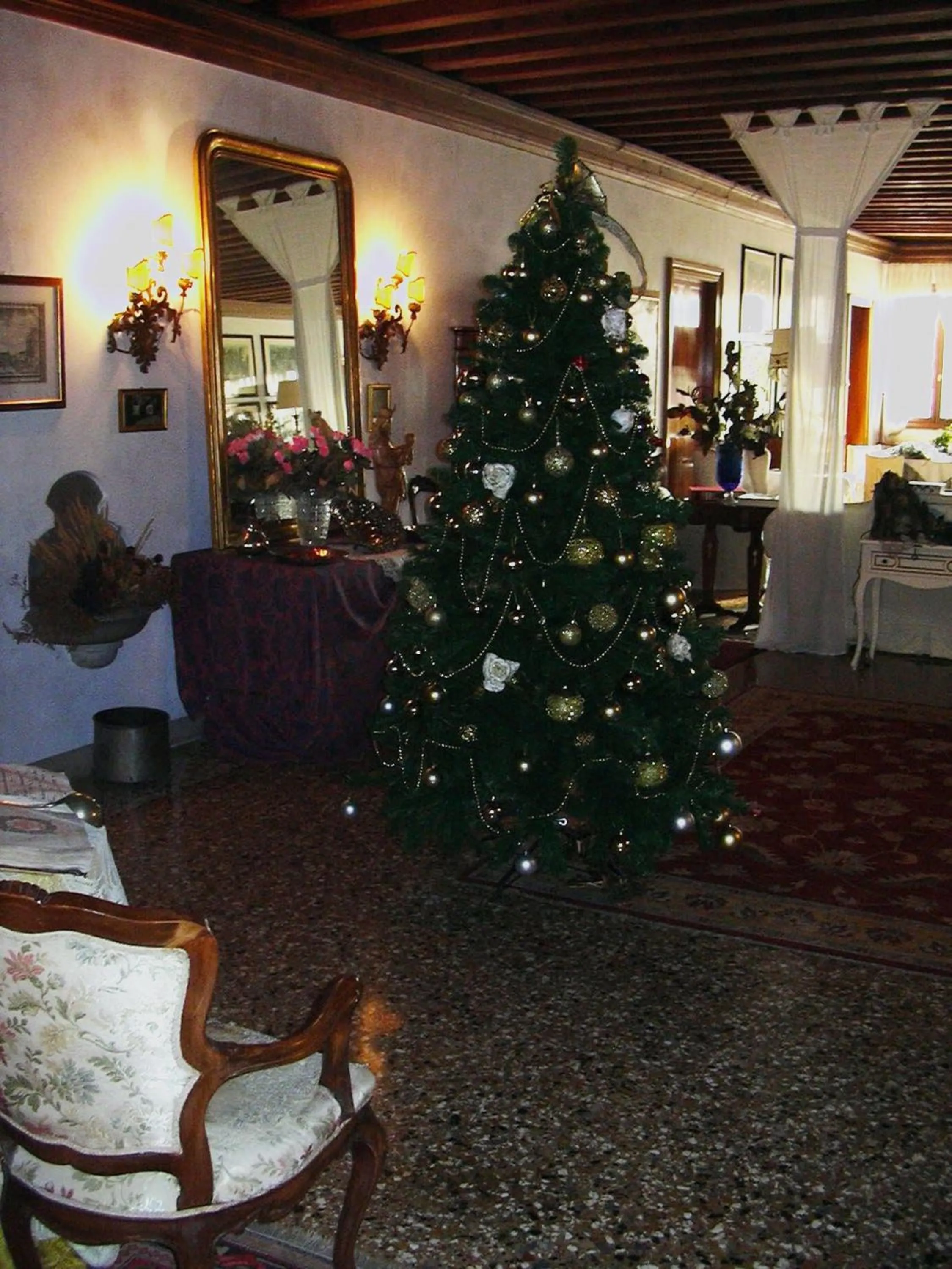 Decorative detail in At Home a Palazzo