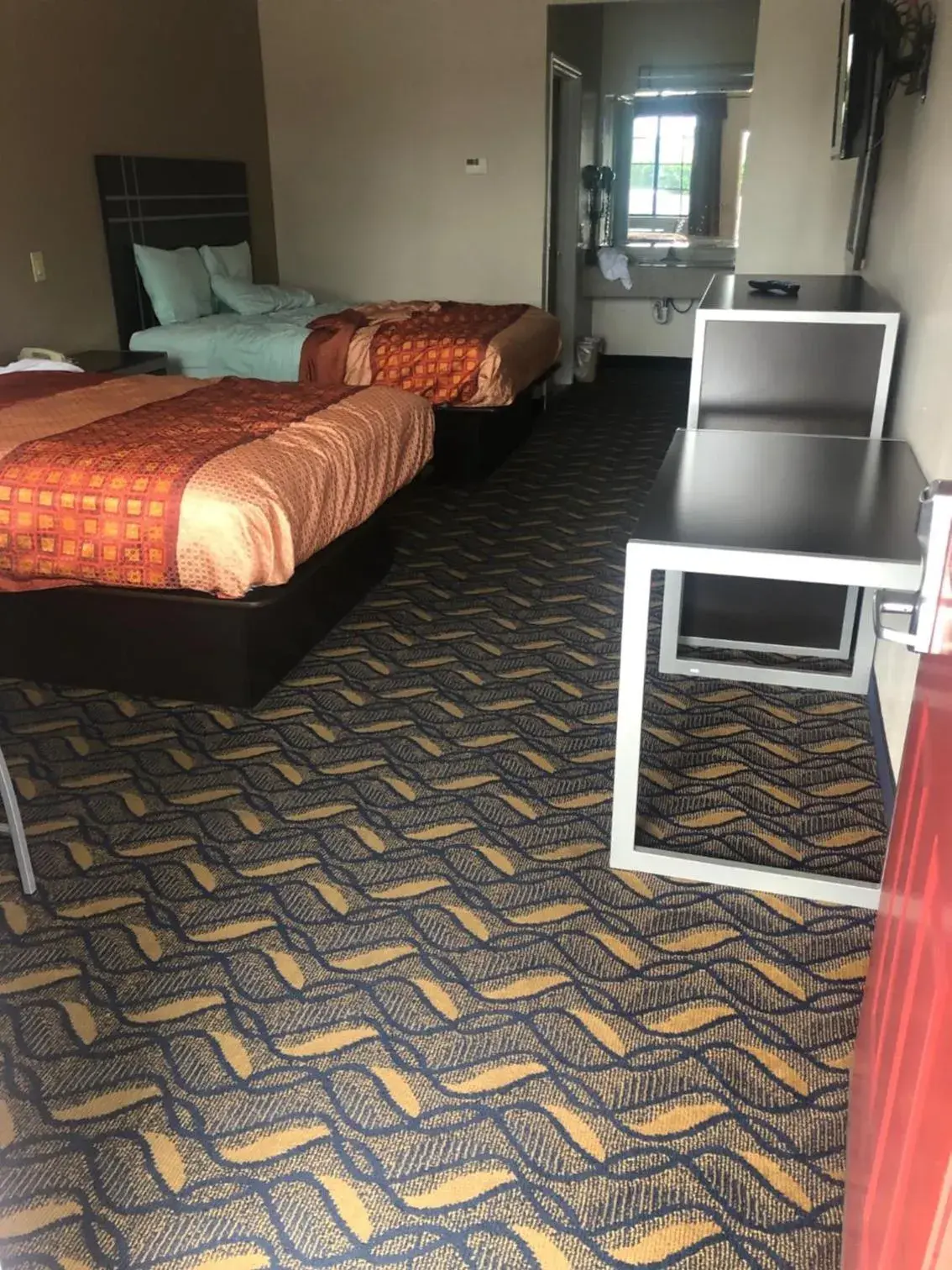 Queen Room with Two Queen Beds in Palace Inn Kingwood Queen Room with Two Queen Beds in Palace Inn Kingwood