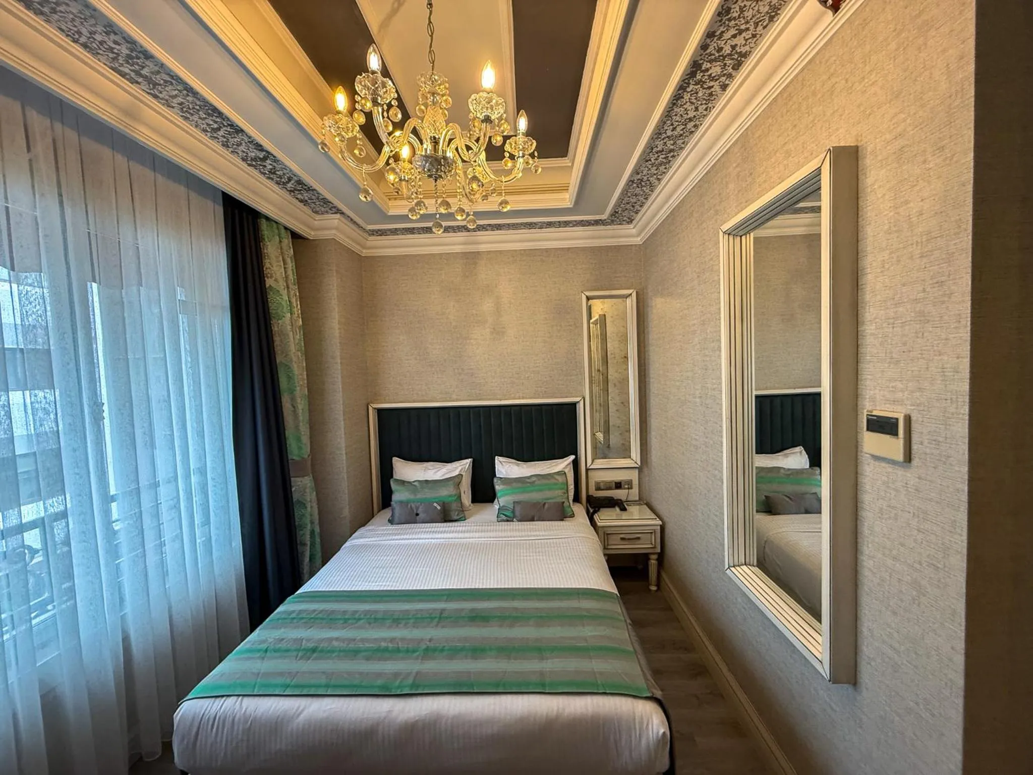 Bed in Manesol Old City Bosphorus