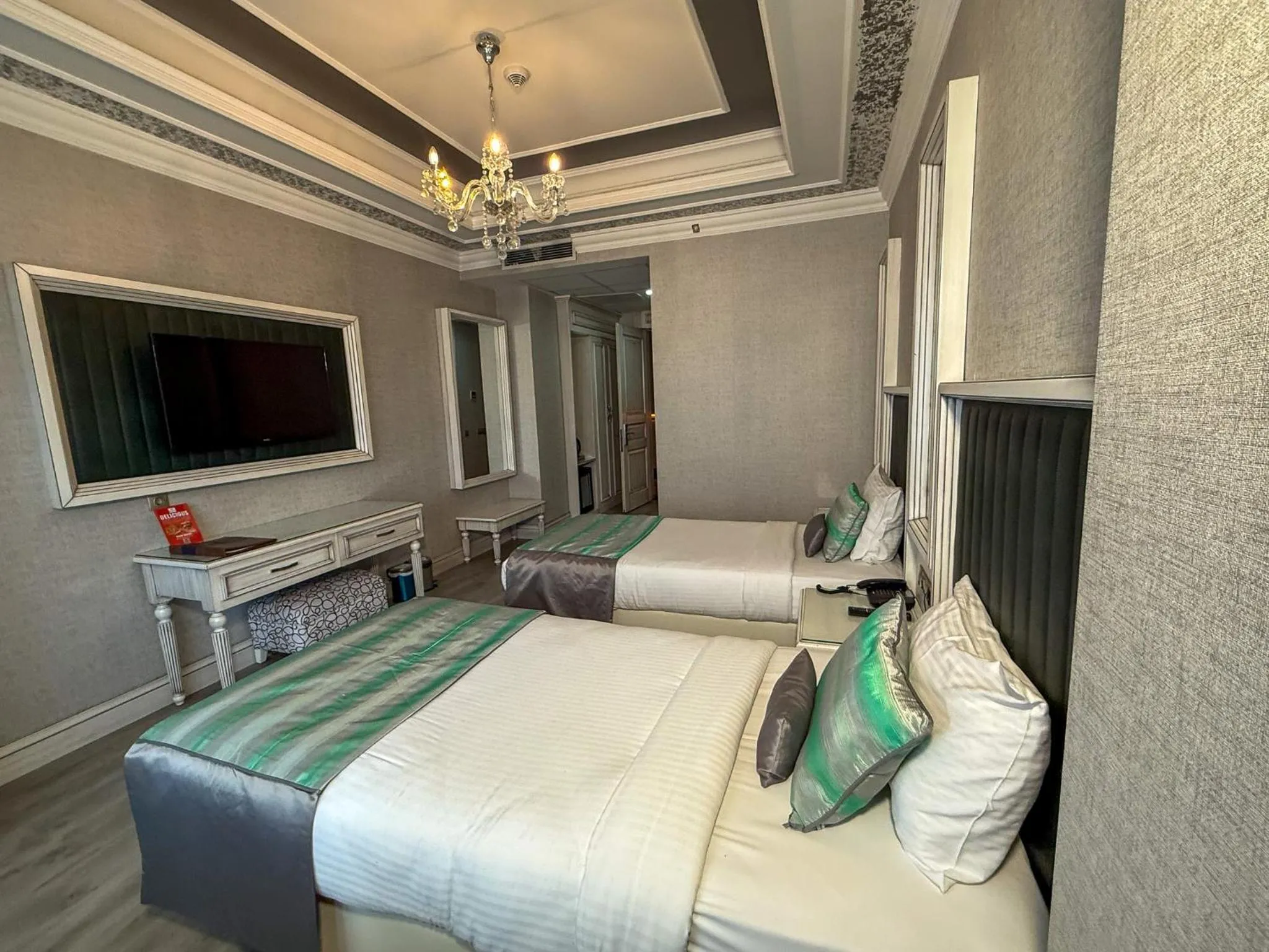 Bed in Manesol Old City Bosphorus