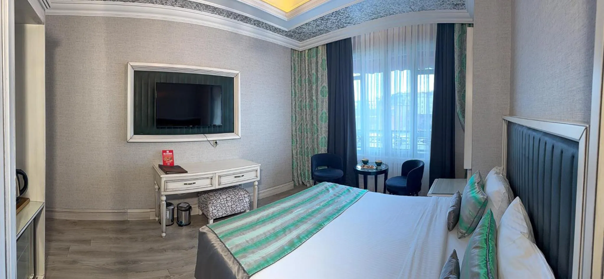 Bed in Manesol Old City Bosphorus