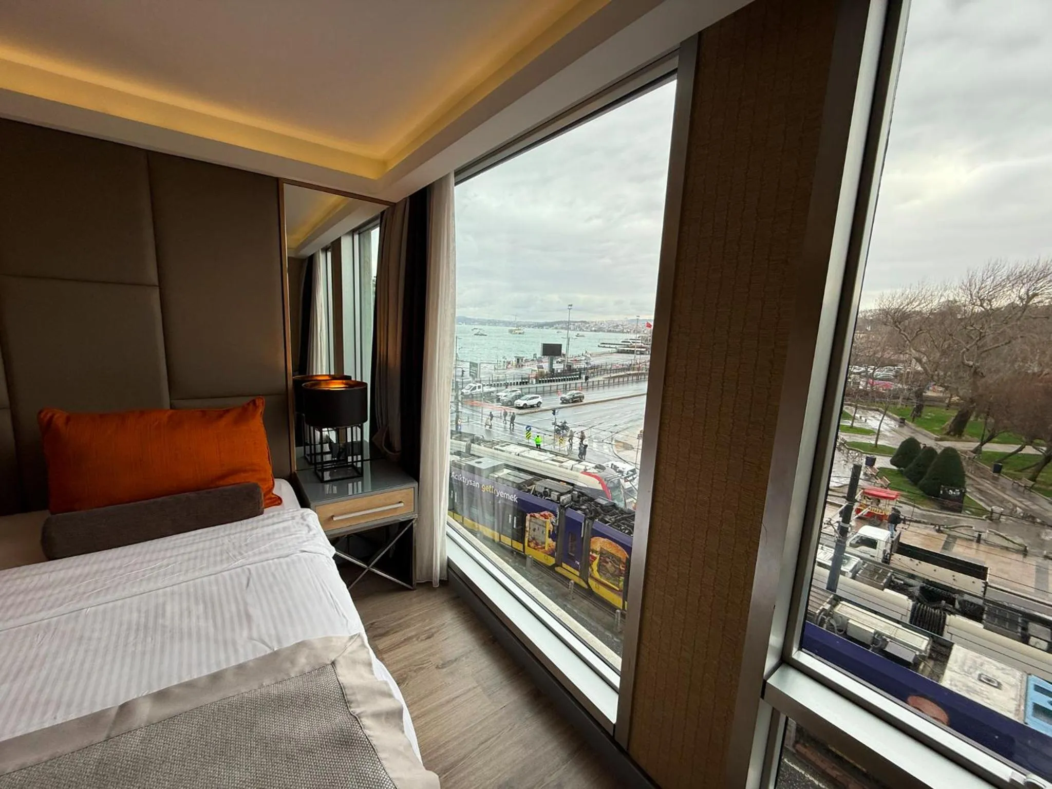 View (from property/room), Bed in Manesol Old City Bosphorus