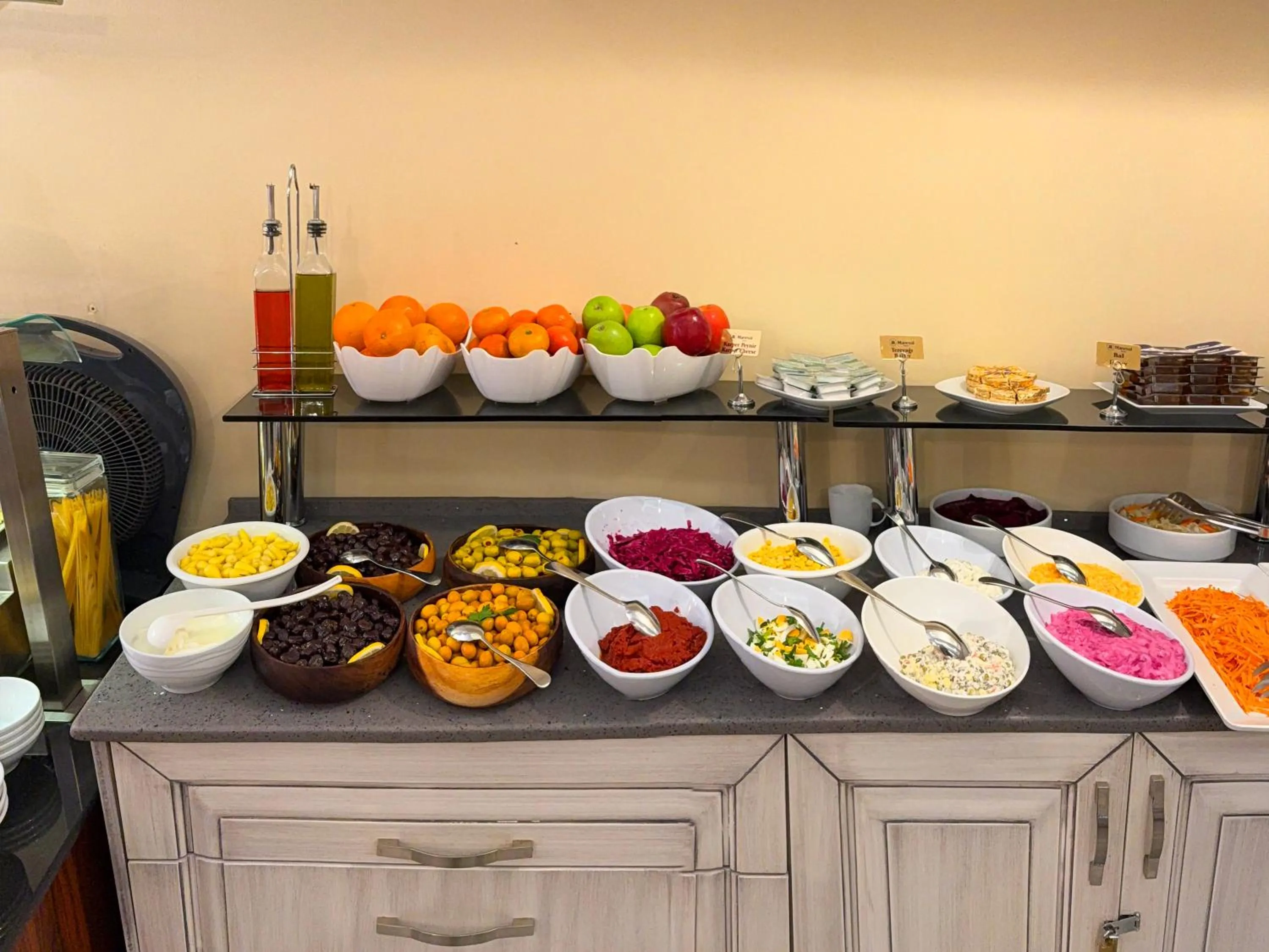 Breakfast in Manesol Old City Bosphorus