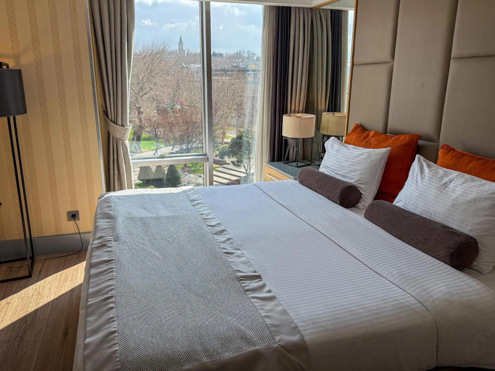 Bed in Manesol Old City Bosphorus