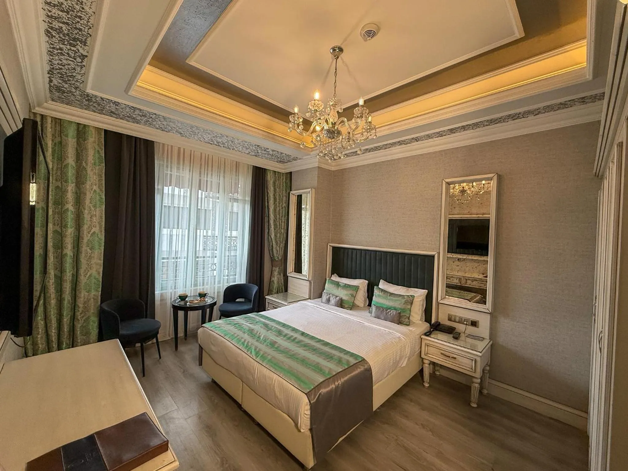 Bed in Manesol Old City Bosphorus