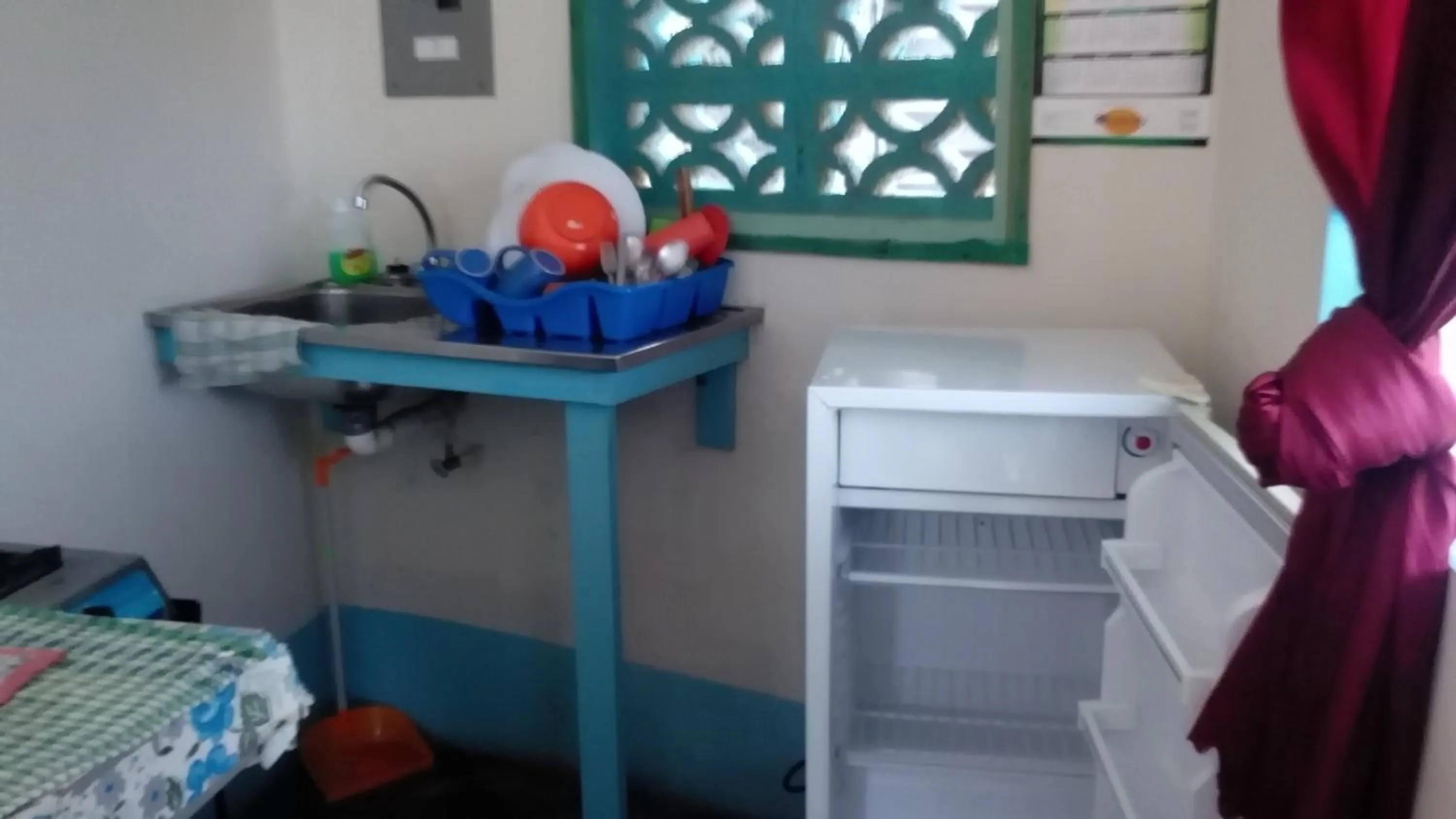 Decorative detail, Bed in Waikiki Guest House