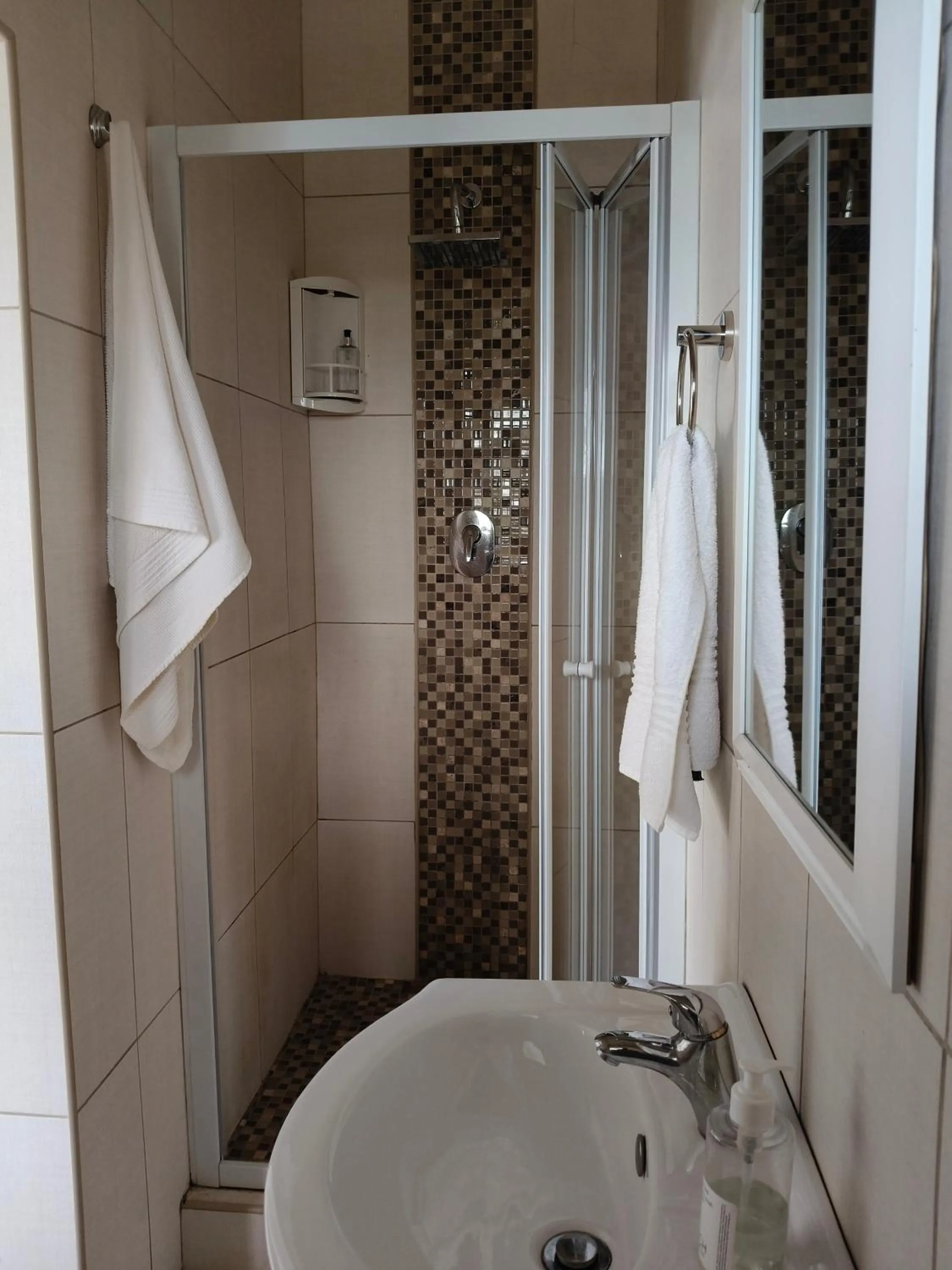 Bathroom in Cove View B&B