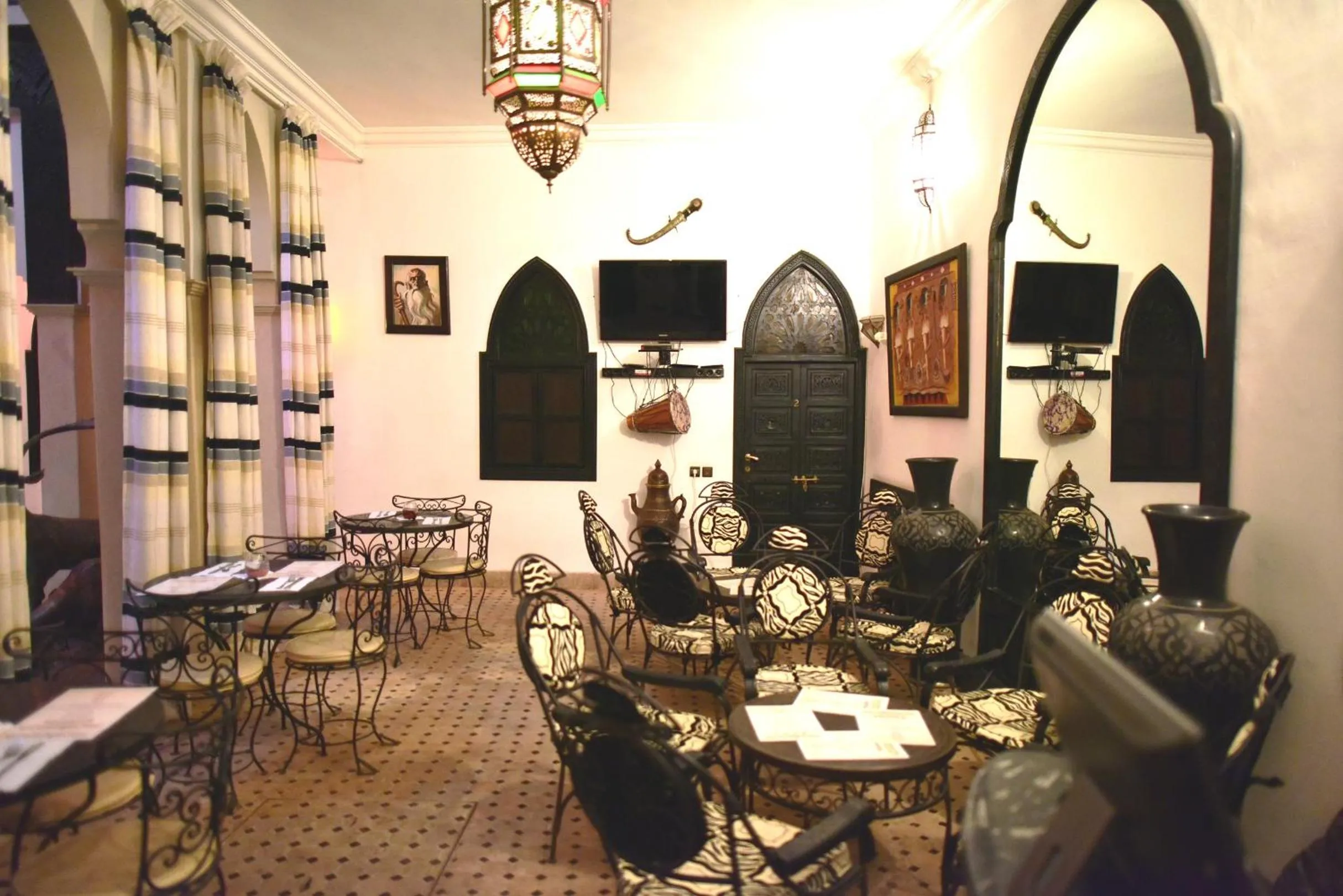 Seating area in Ryad Laârouss