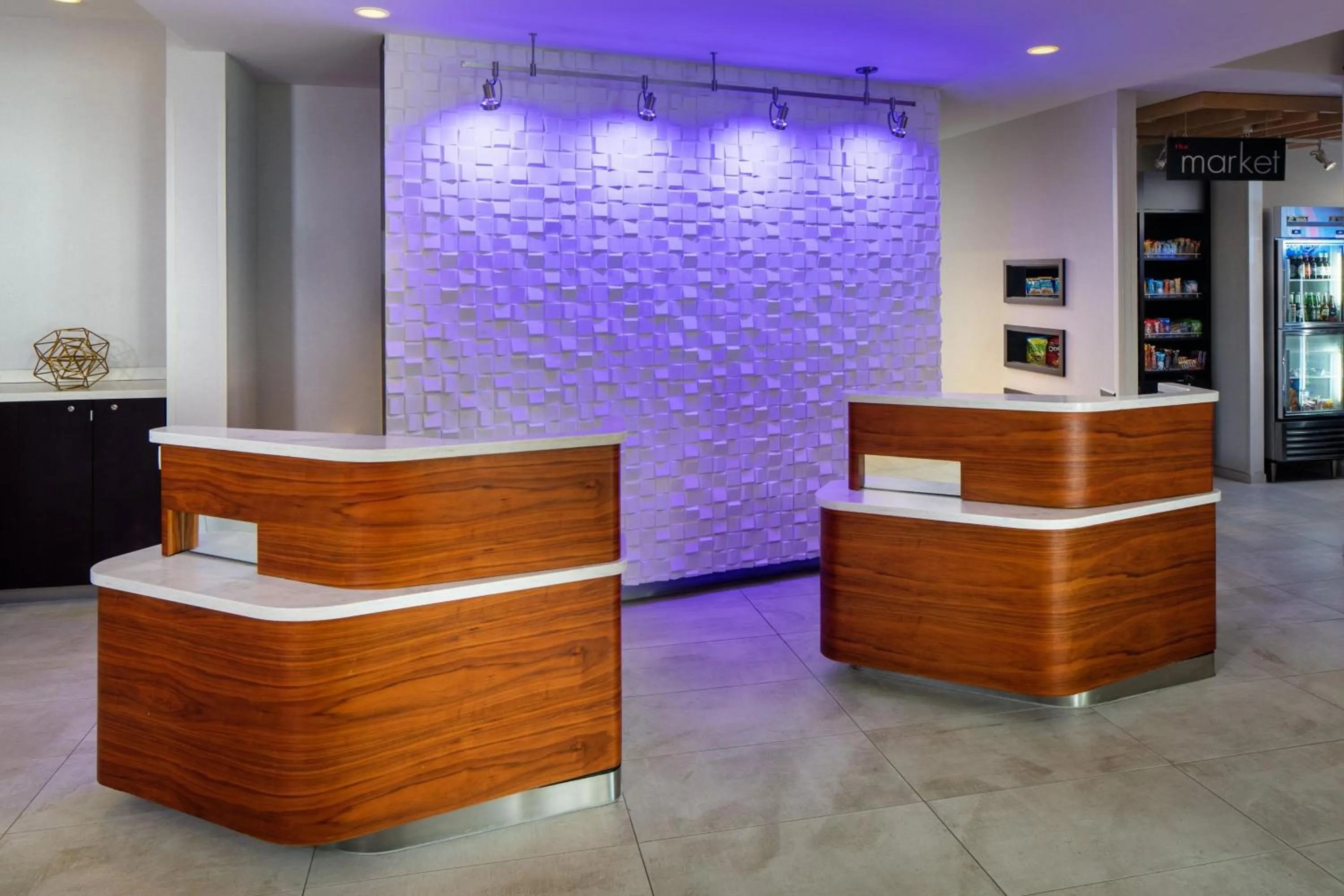 Lobby or reception in Courtyard by Marriott Charleston Downtown/Civic Center