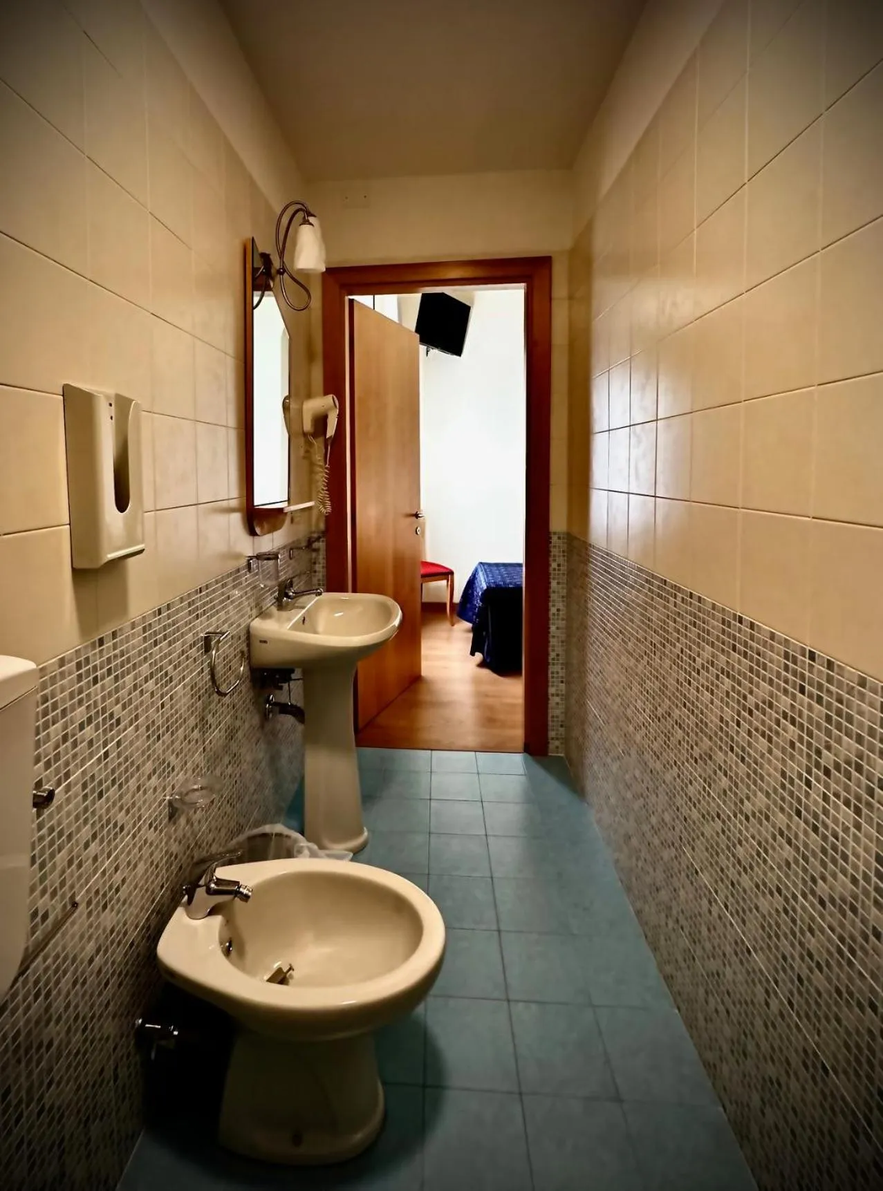 Toilet in Hotel Ponte Molo