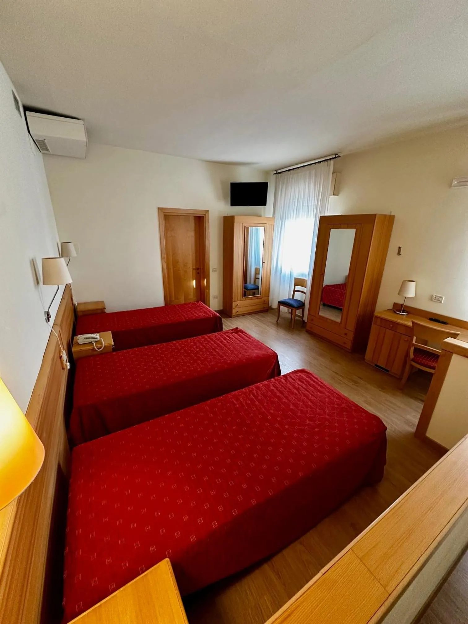 Bed in Hotel Ponte Molo