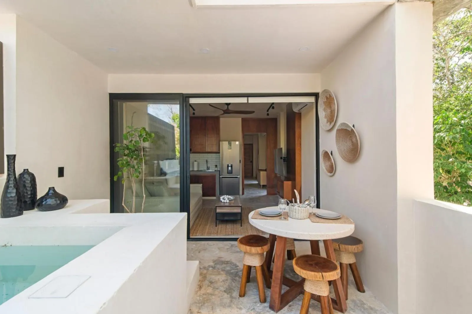 Swimming pool in Condominio Talulah Living Tulum