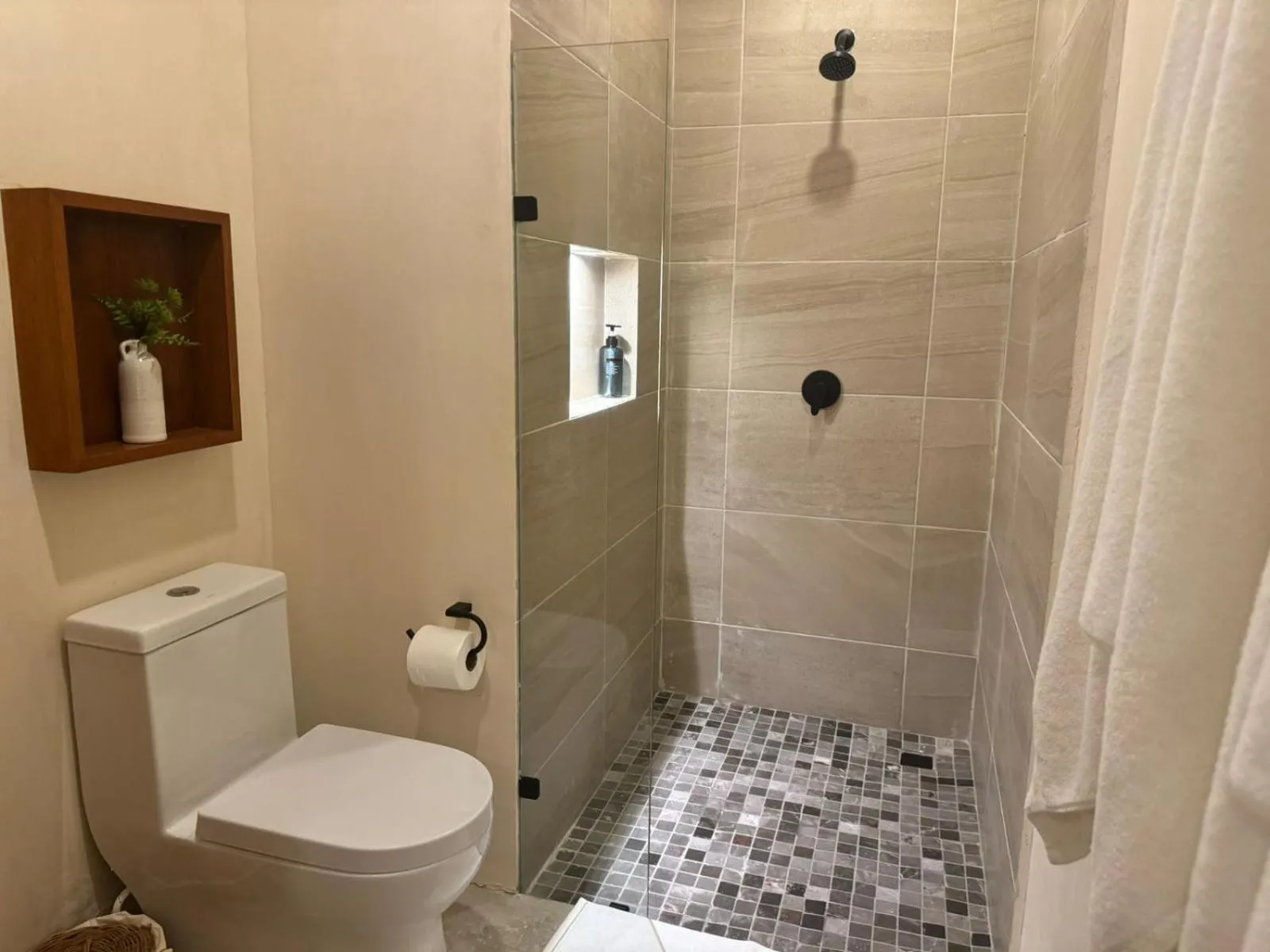 Shower in Condominio Talulah Living Tulum