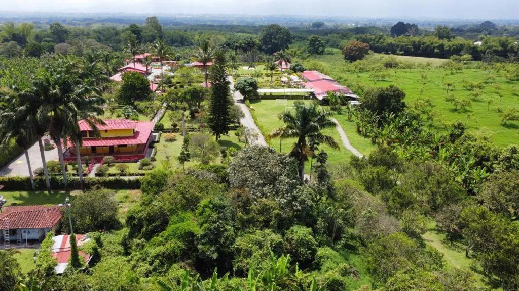 Hotel Campestre Los Tucanes